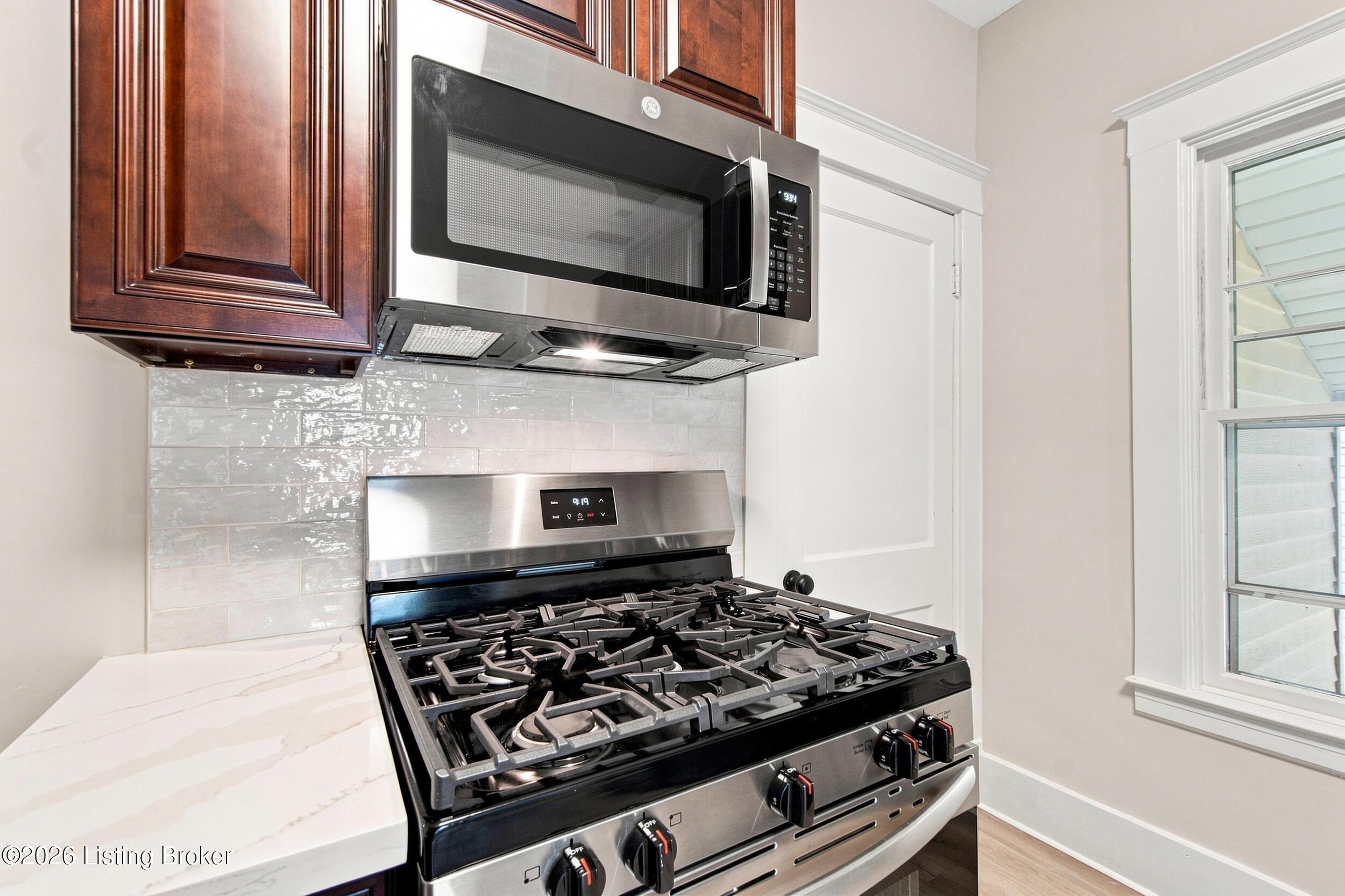 801 Reading Rd Property Photo 10