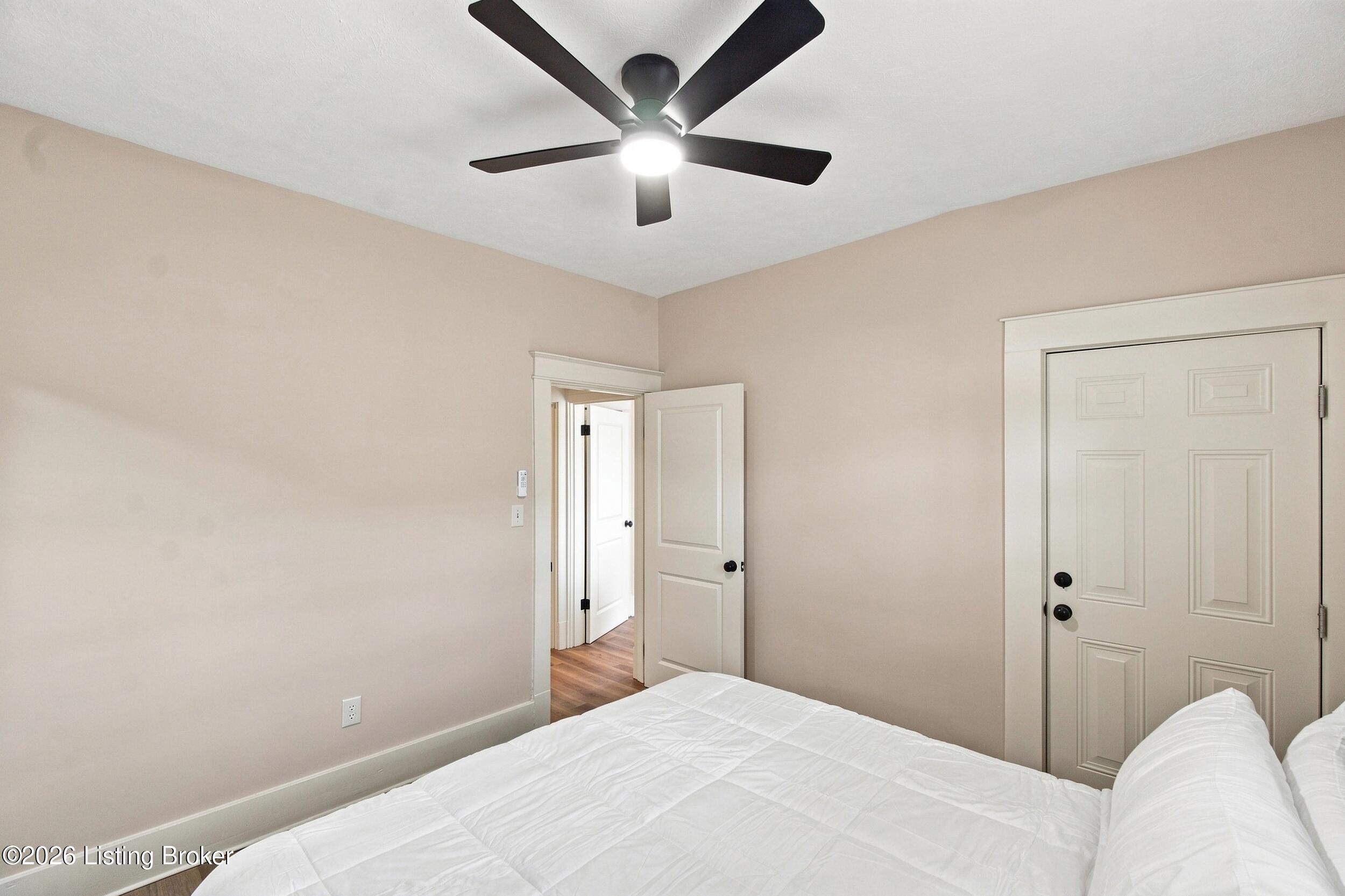 801 Reading Rd Property Photo 12