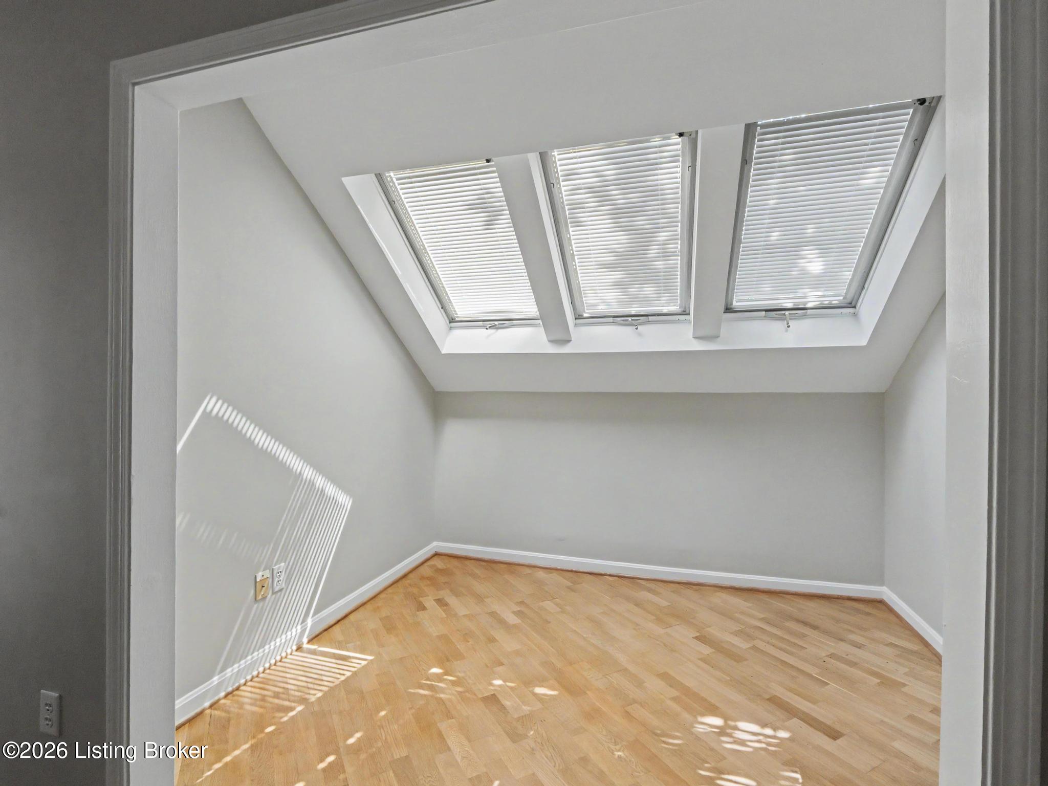 14906 Bircham Rd Property Photo 32