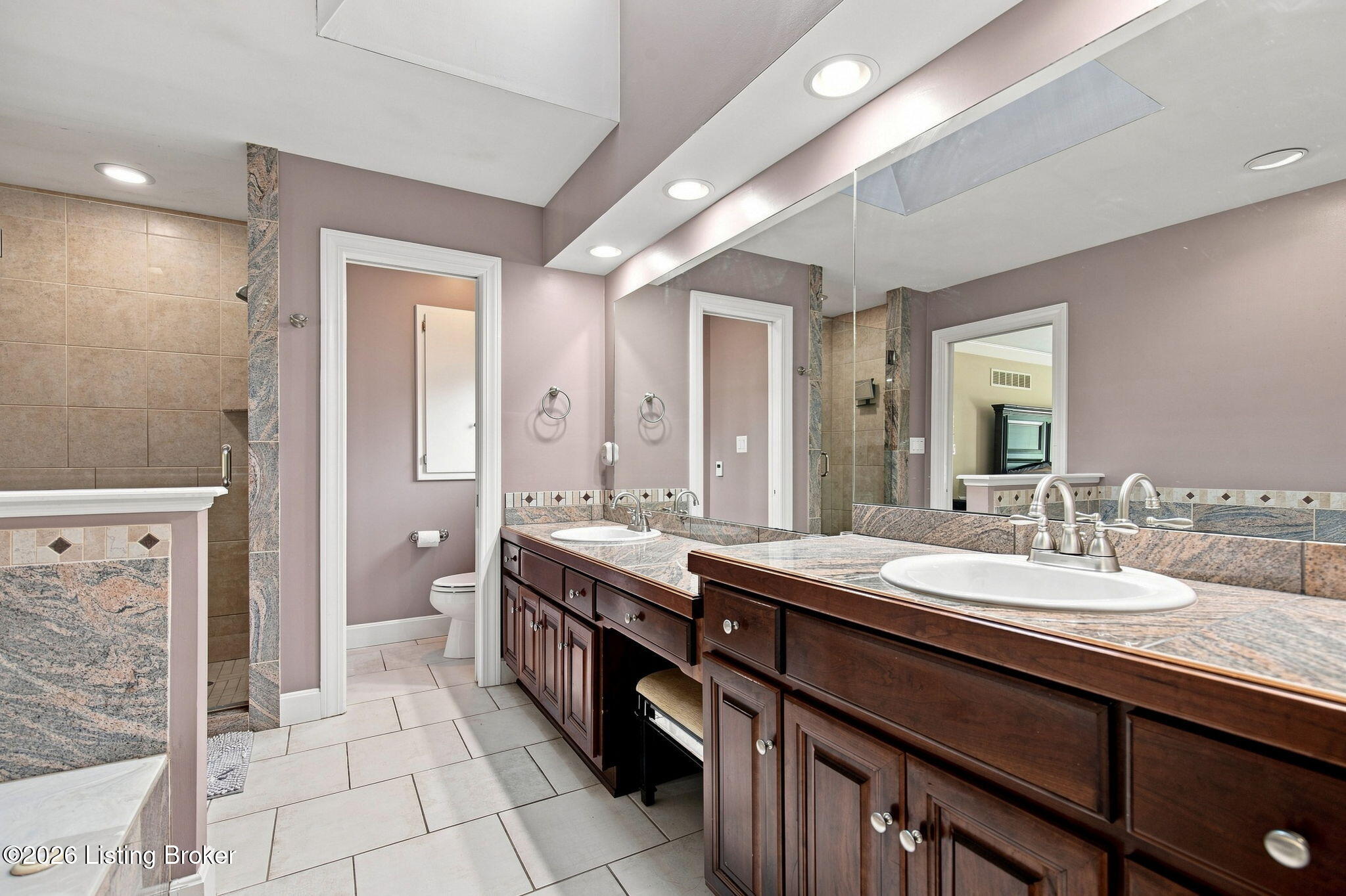 804 Harvest Grove Ct Property Photo 39