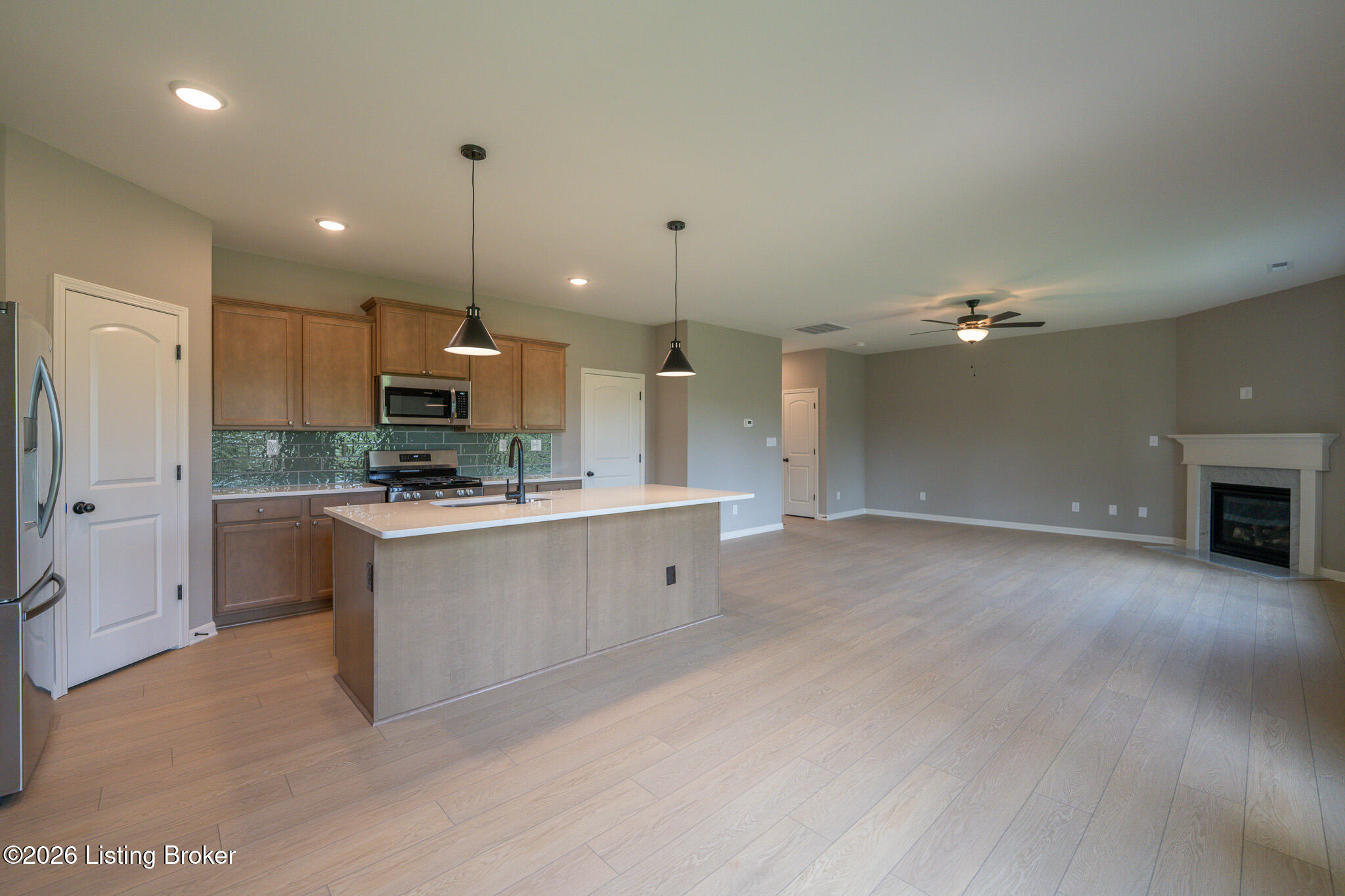 7923 Copper Drift Way Property Photo 3