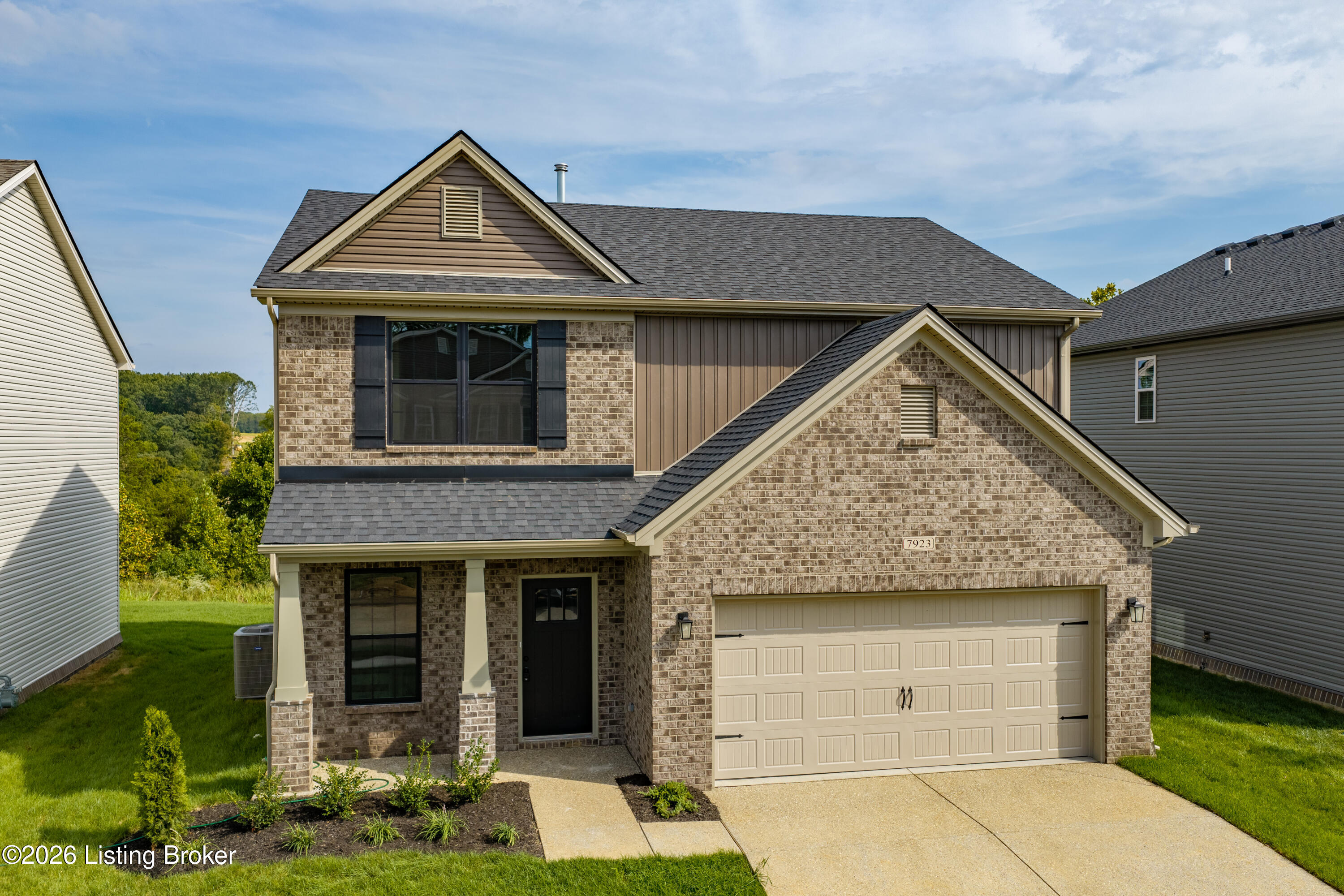 7923 Copper Drift Way Property Photo 16