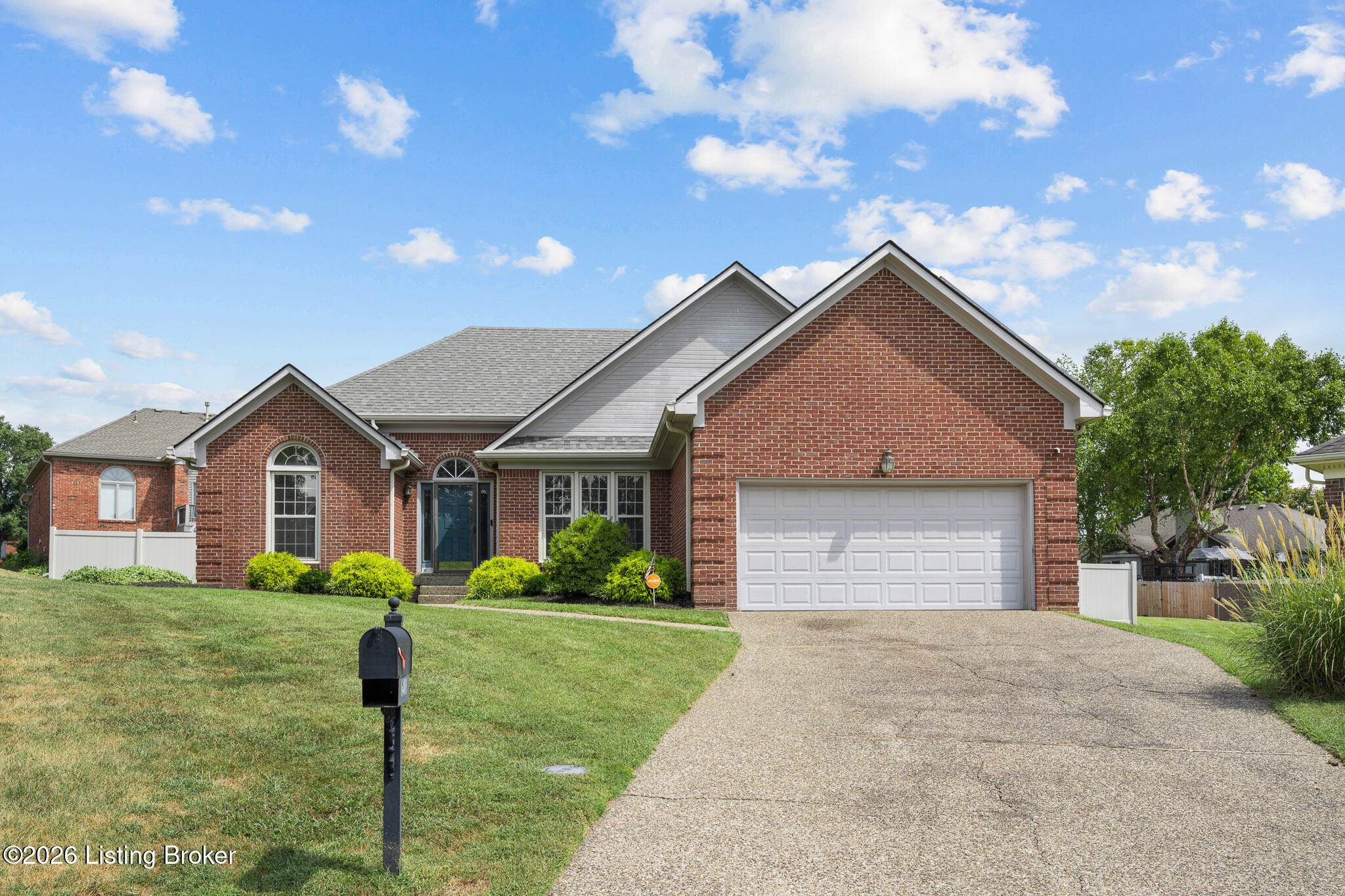 6401 Farmstead Ct