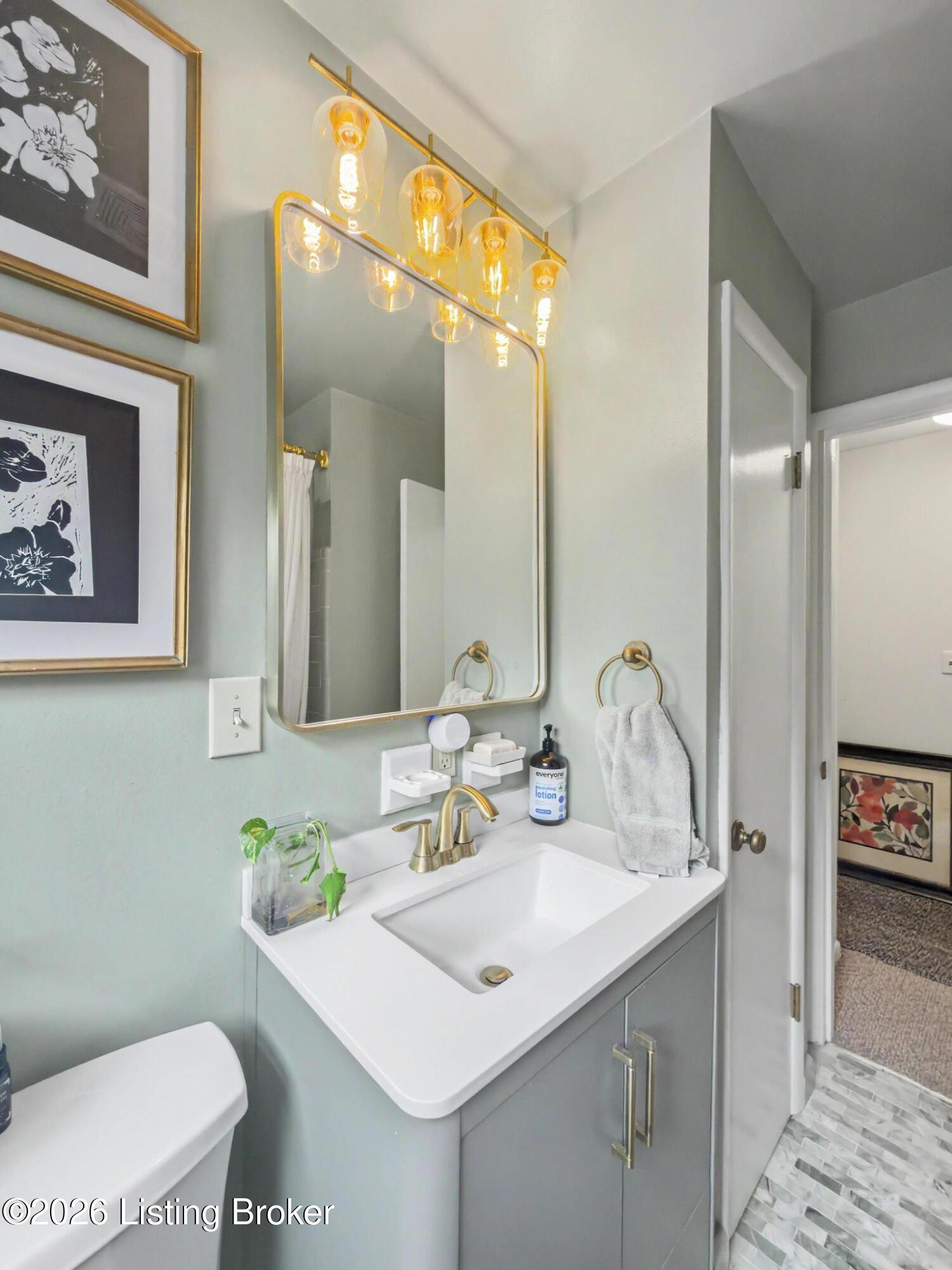 2714 Riedling Dr Apt 4 Property Photo 17