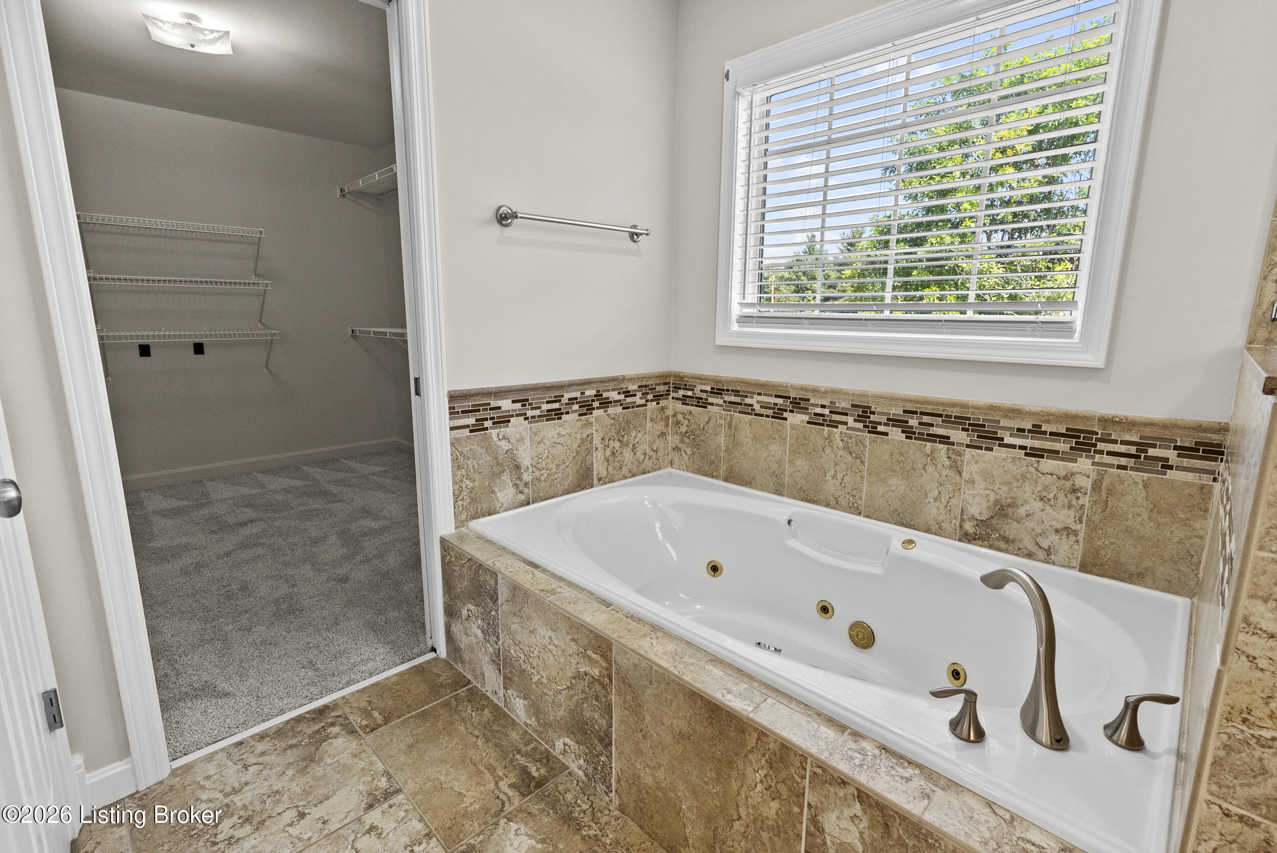 4402 Abbott Grove Dr Property Photo 22