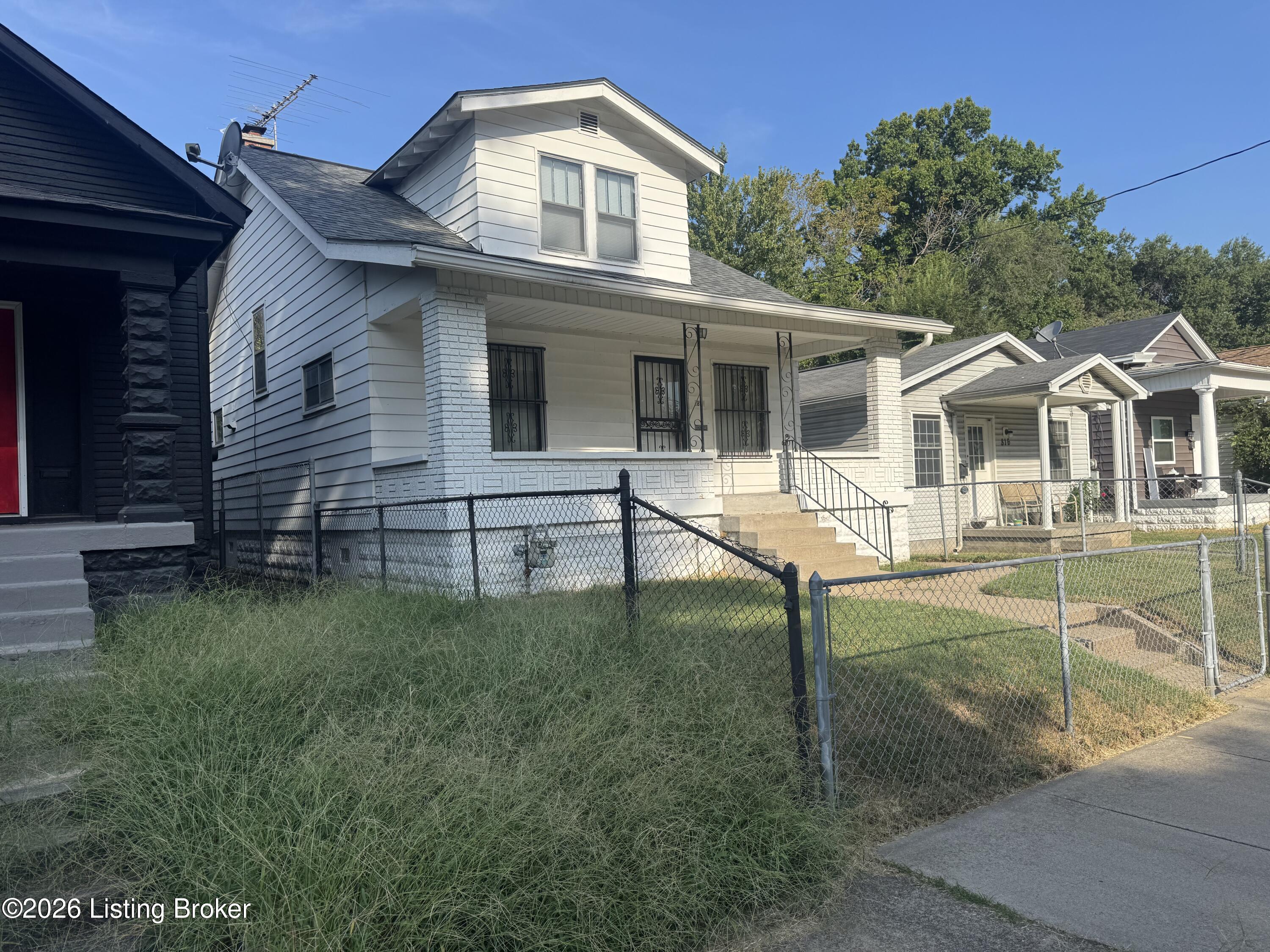 818 S 33rd St Property Photo 11