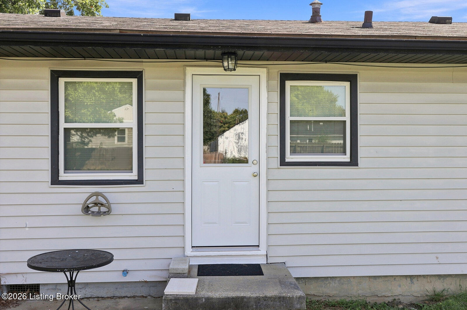 350 Eastview Cir Property Photo 18