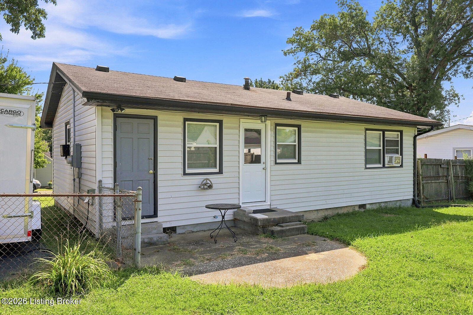 350 Eastview Cir Property Photo 19