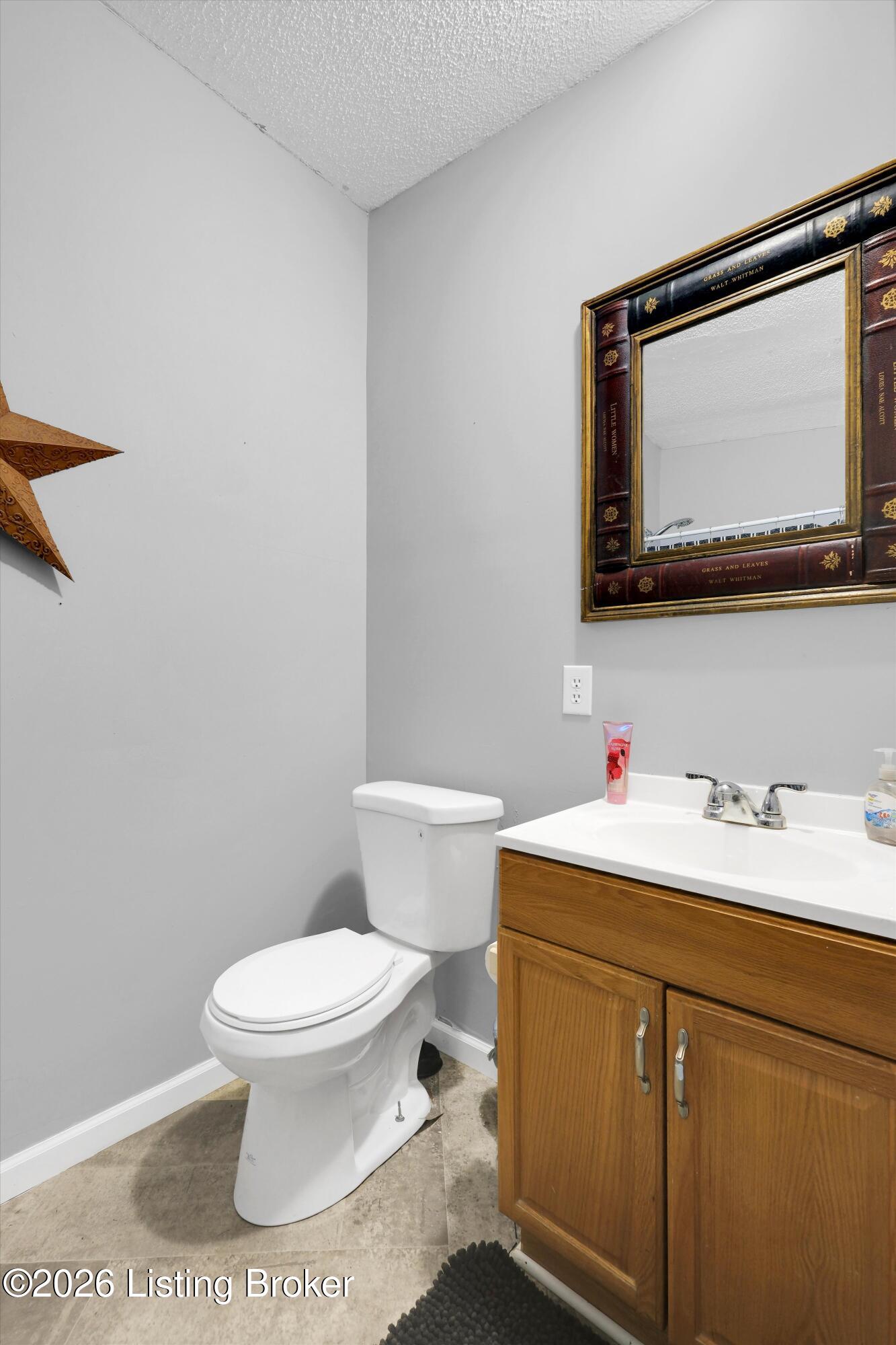 435 Thompson Ln Property Photo 28