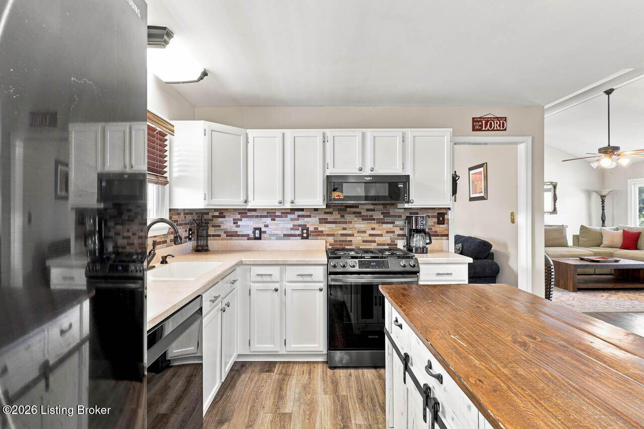 3460 Sulphur Rd Property Photo 28