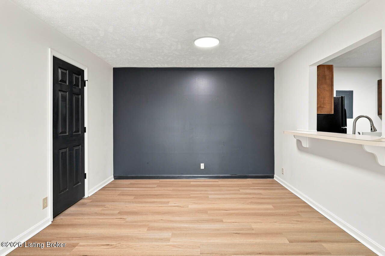 3306 Colonial Manor Cir 6b Property Photo 16