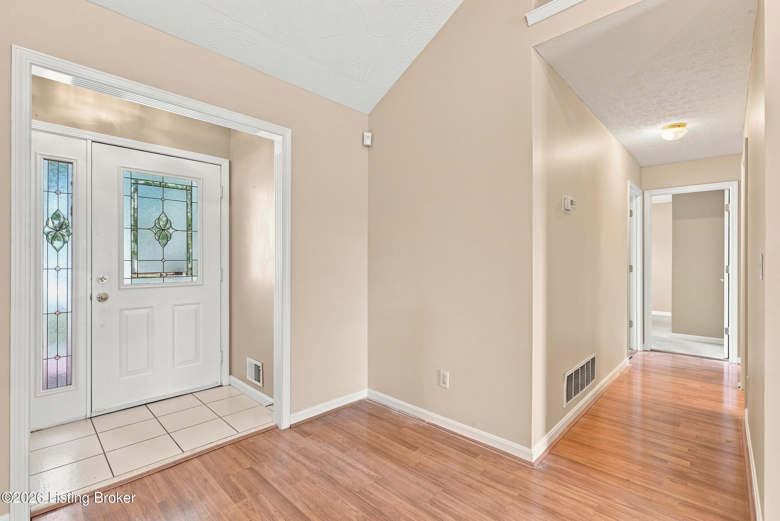 417 Spring House Ln Property Photo 6