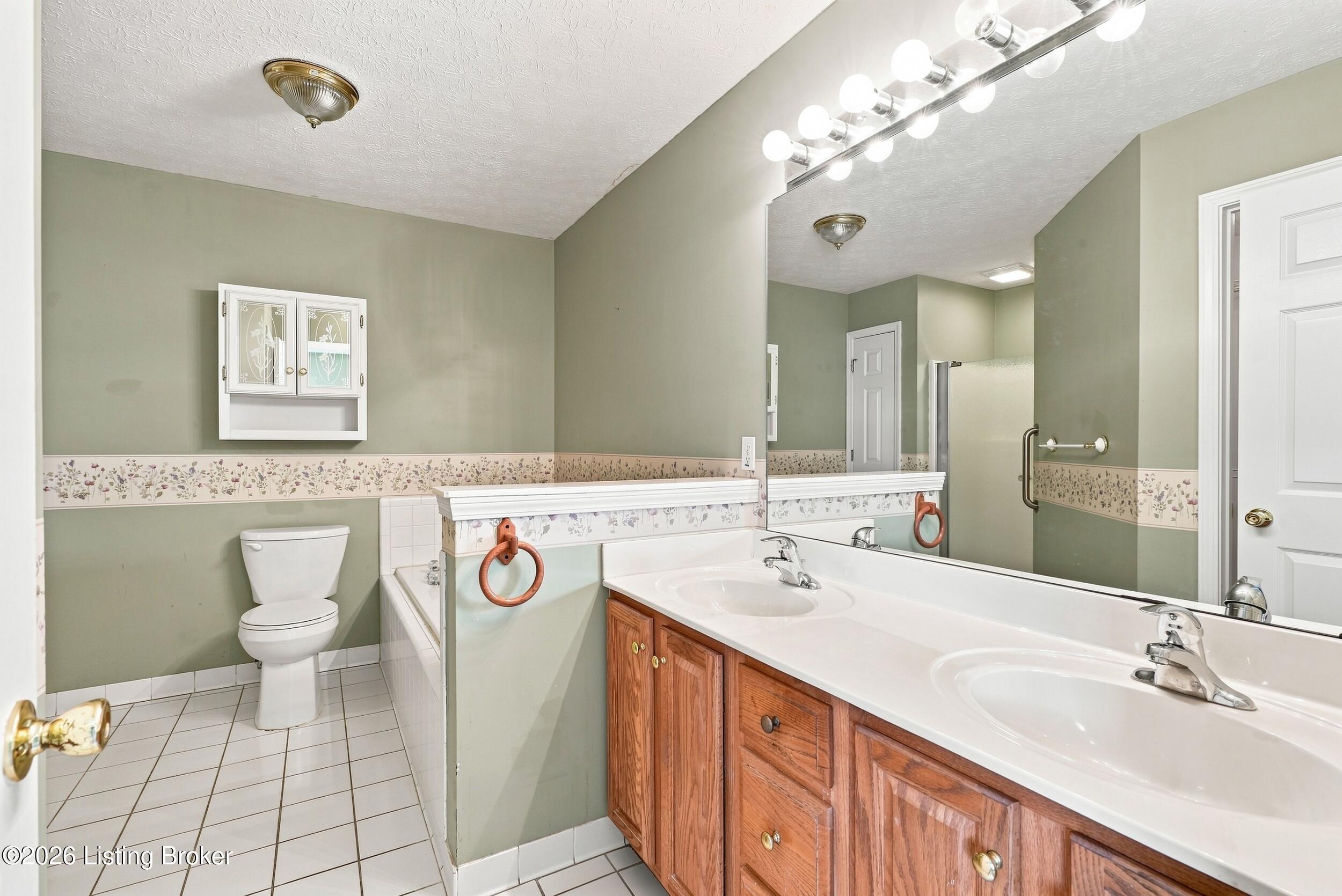 417 Spring House Ln Property Photo 12