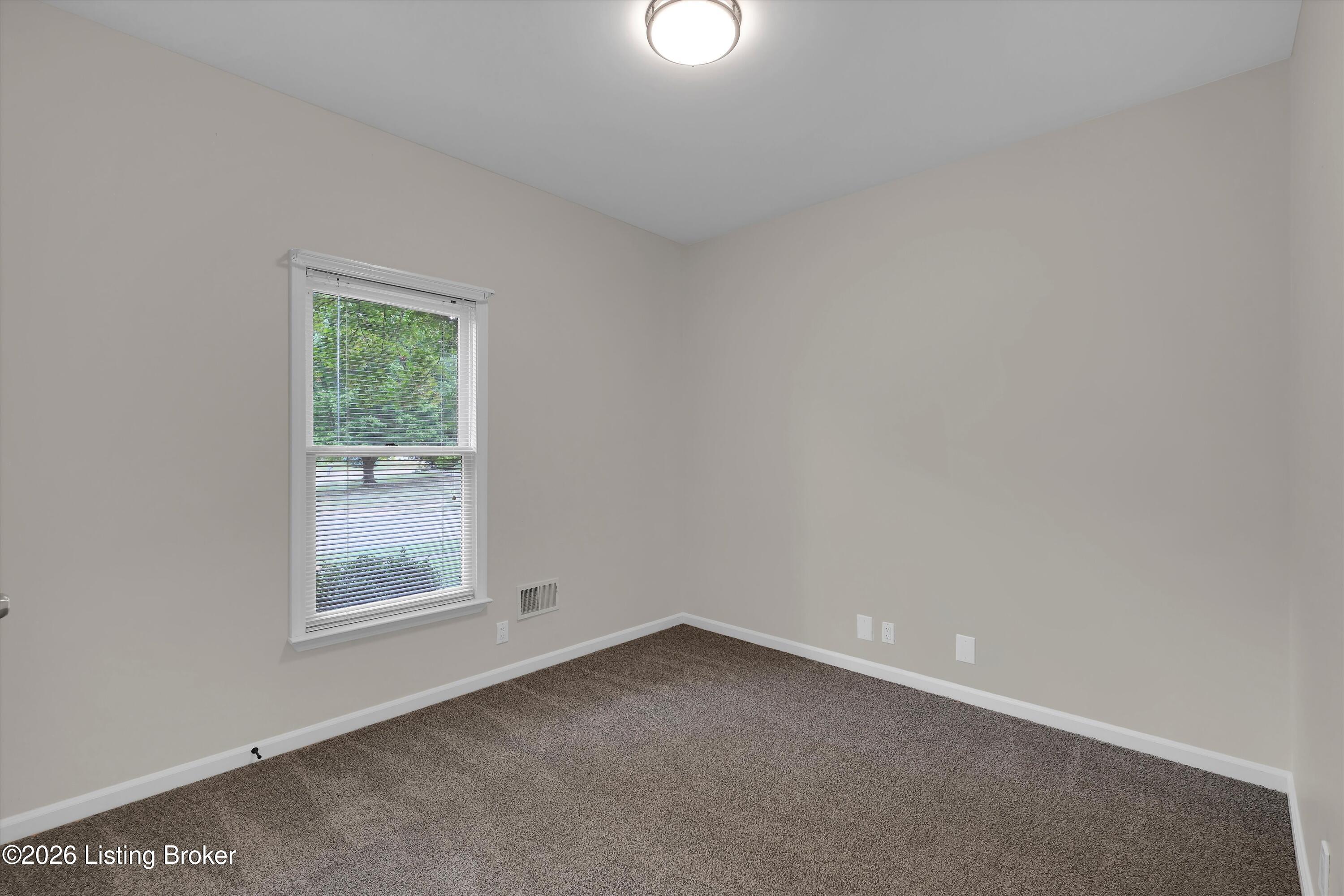 8704 Brittany Dr Property Photo 17
