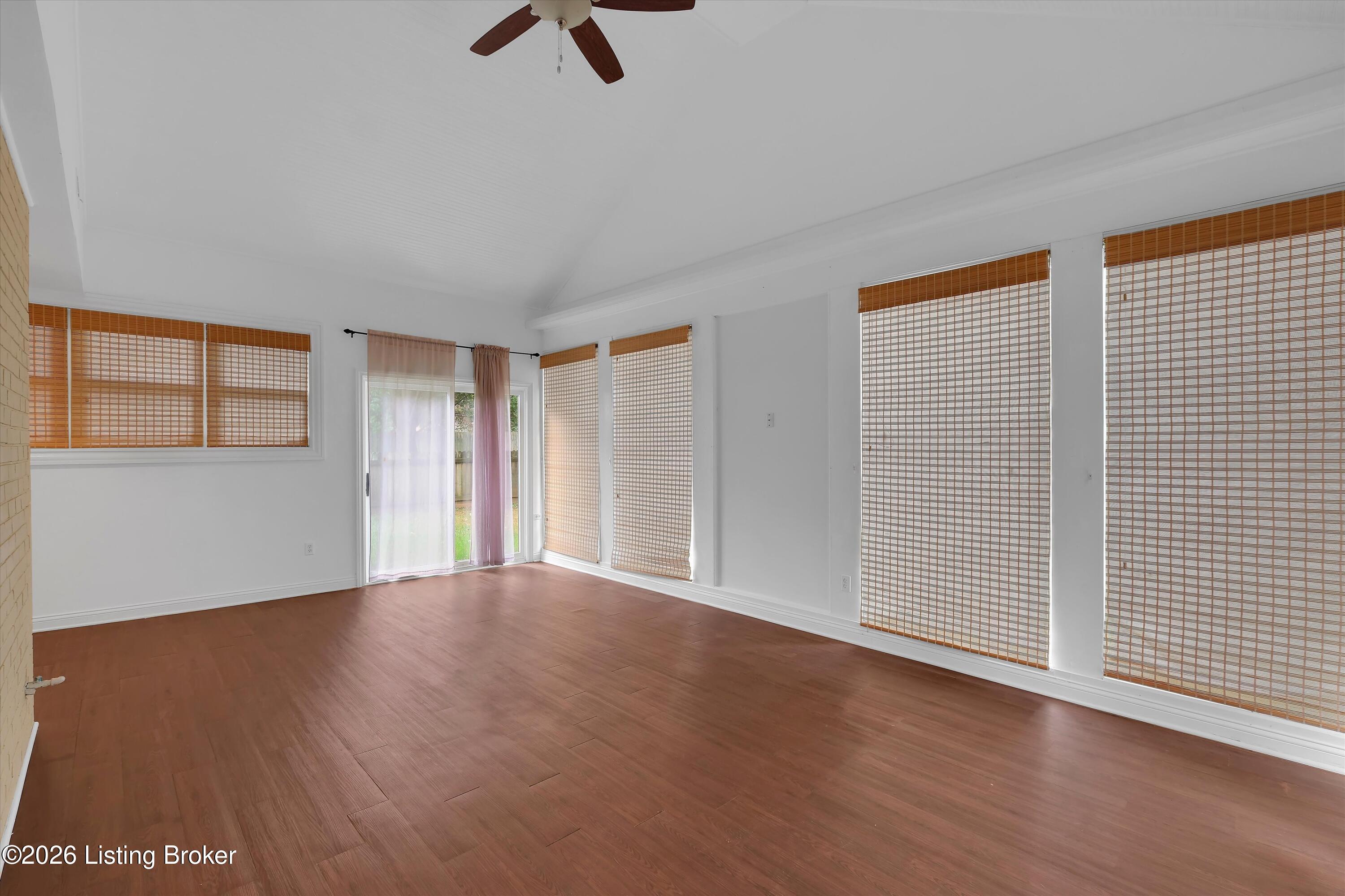 8704 Brittany Dr Property Photo 20