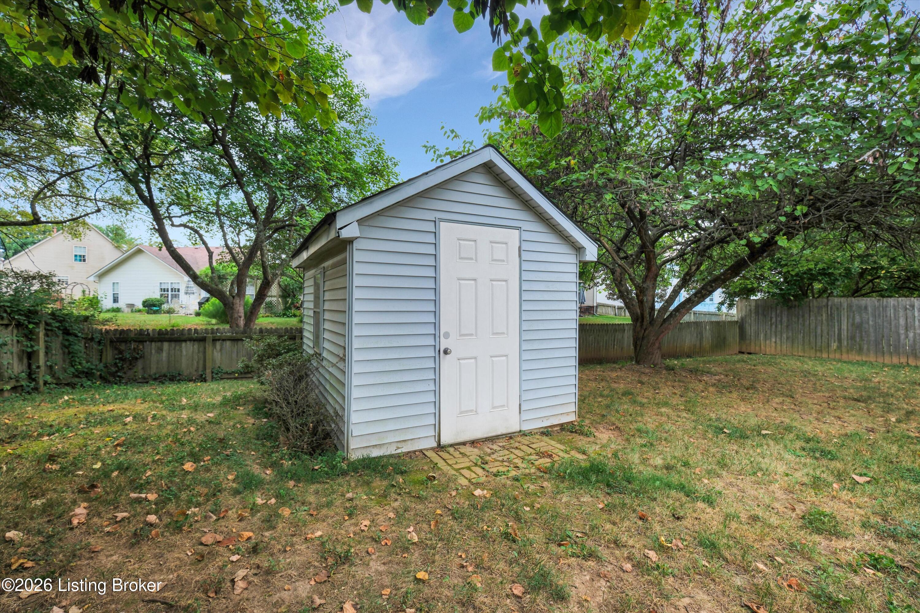 8704 Brittany Dr Property Photo 23