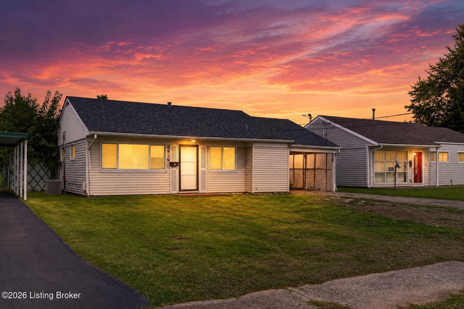 4919 Warbler Way Property Photo 3