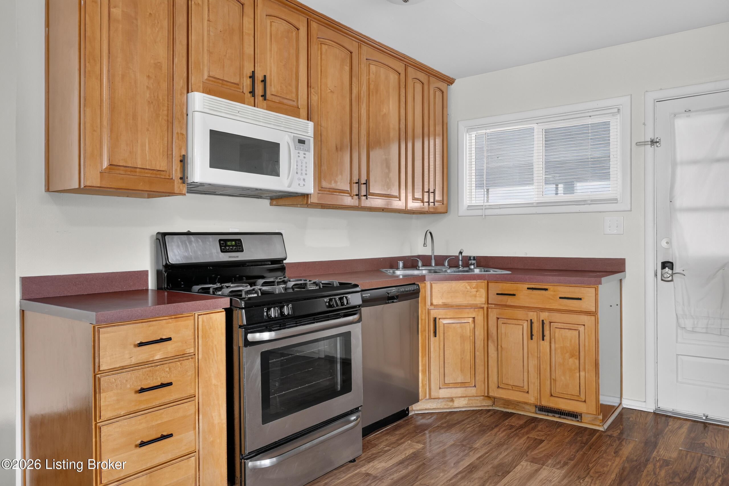 4919 Warbler Way Property Photo 27