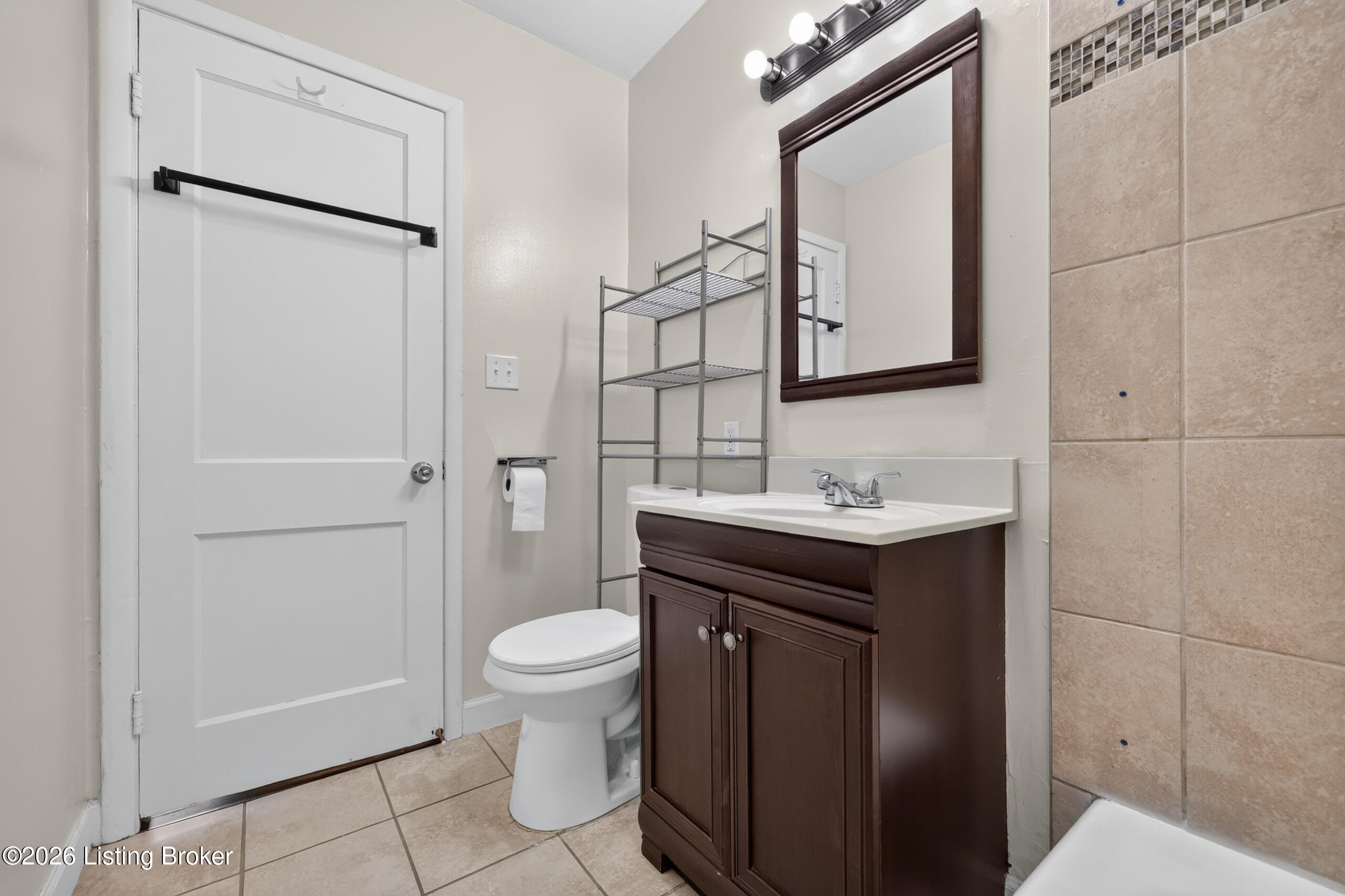 4919 Warbler Way Property Photo 36
