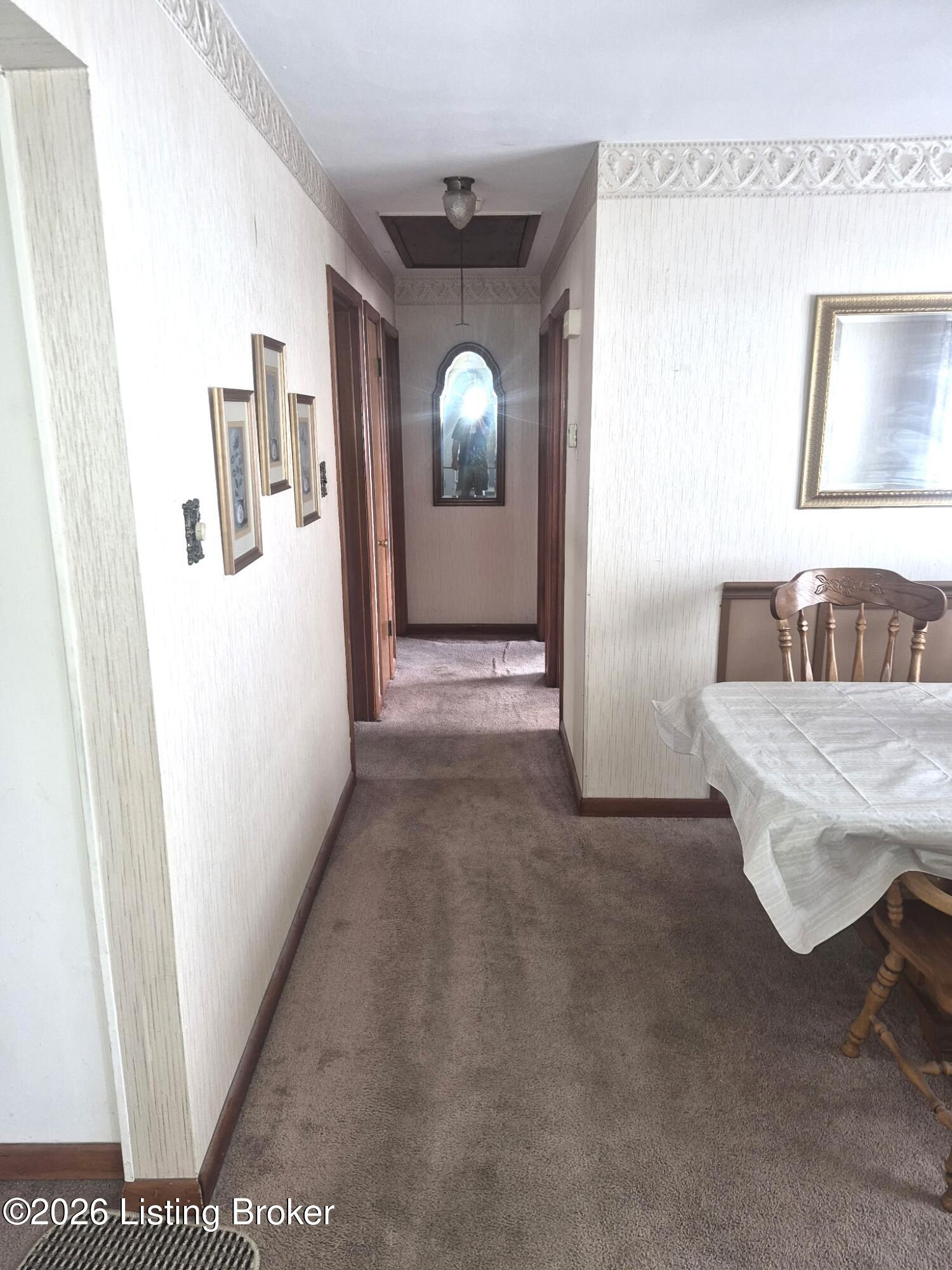 5812 Hornbeam Ln Property Photo 10
