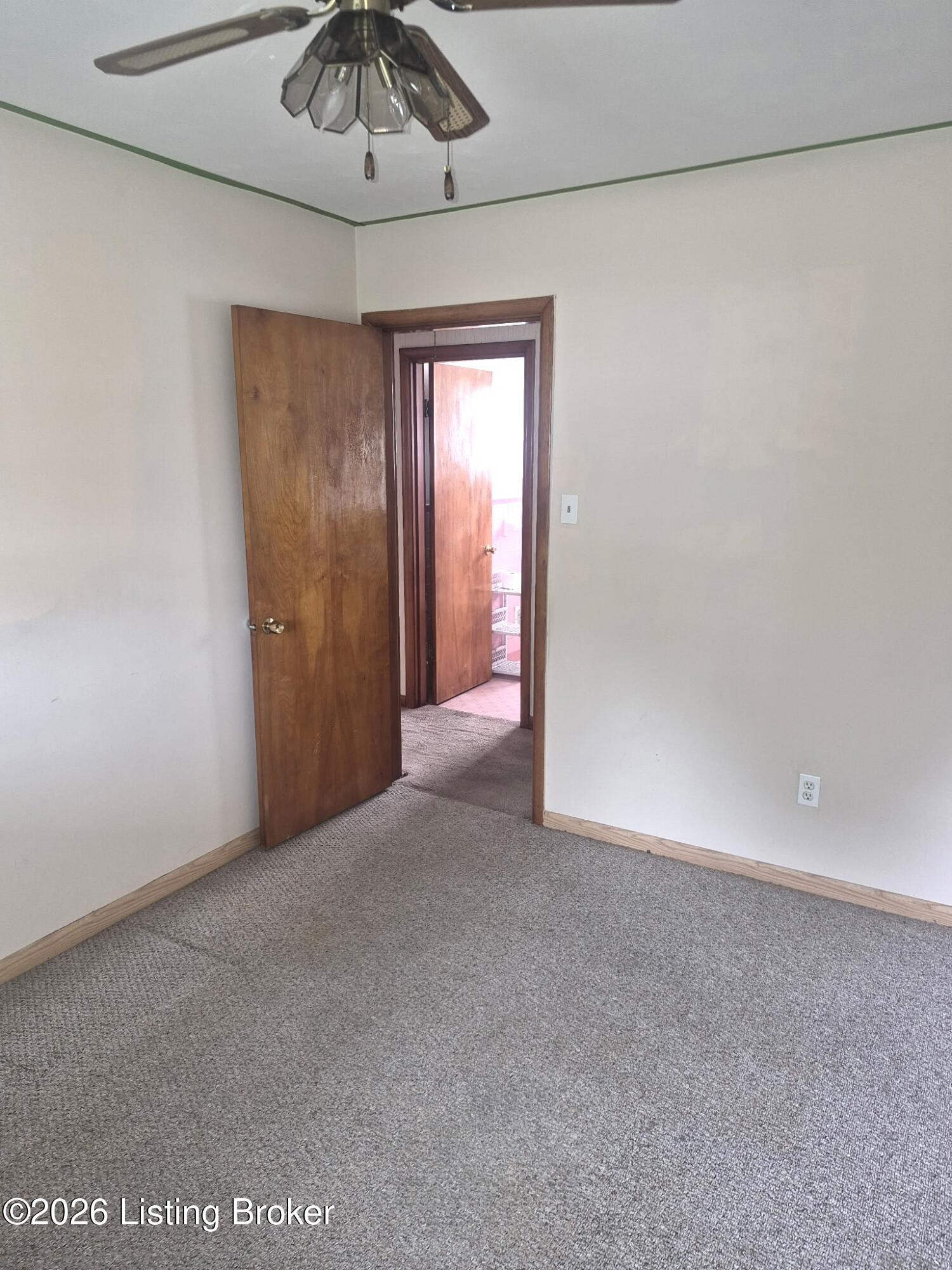 5812 Hornbeam Ln Property Photo 14