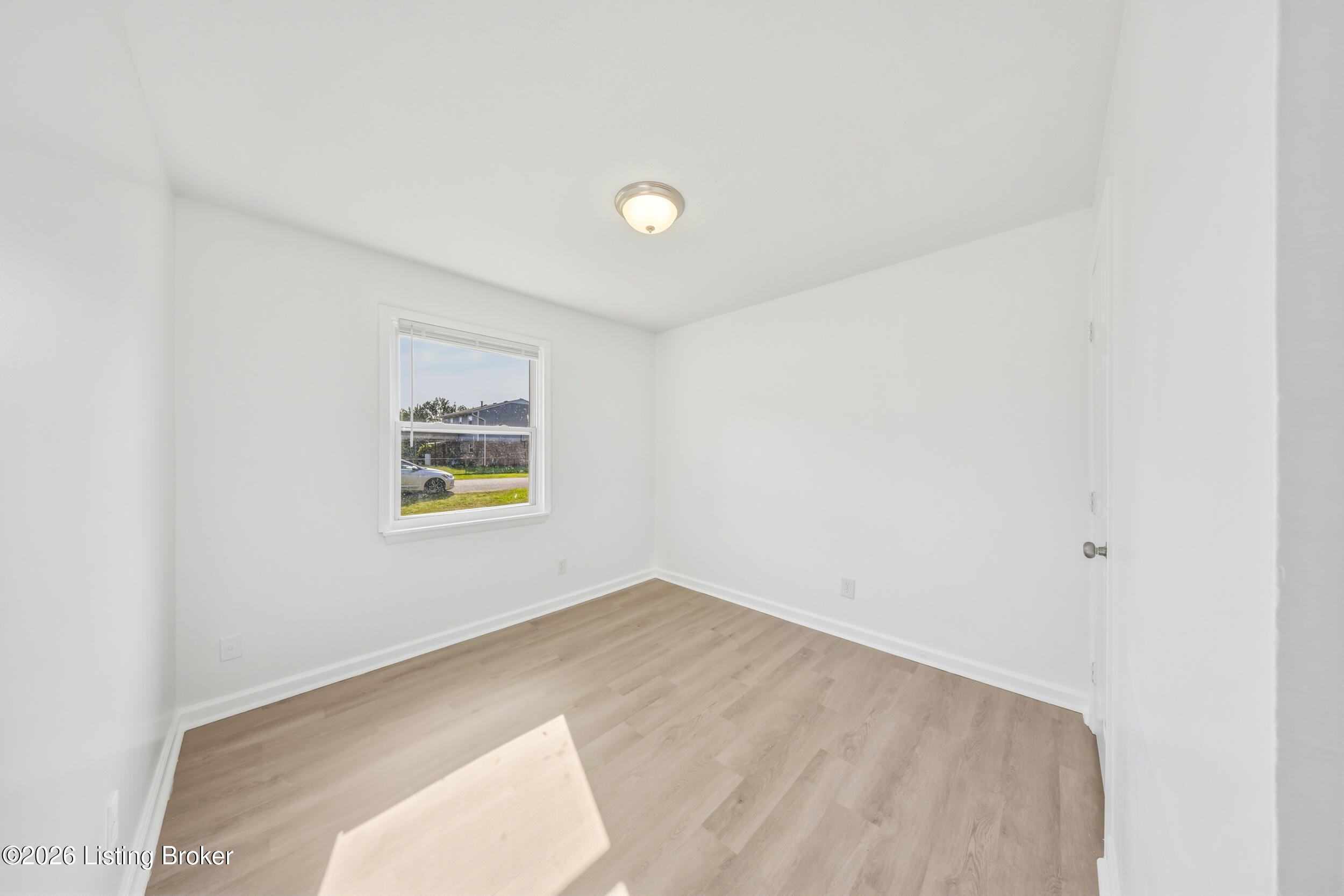 10914 Waycross Ave Property Photo 27