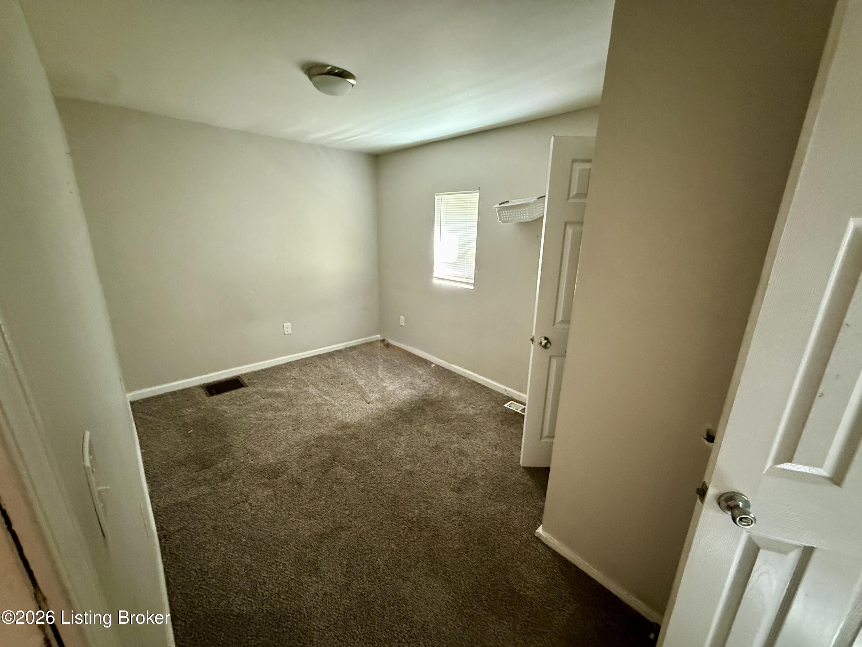 4144 Greenwood Ave Property Photo 18