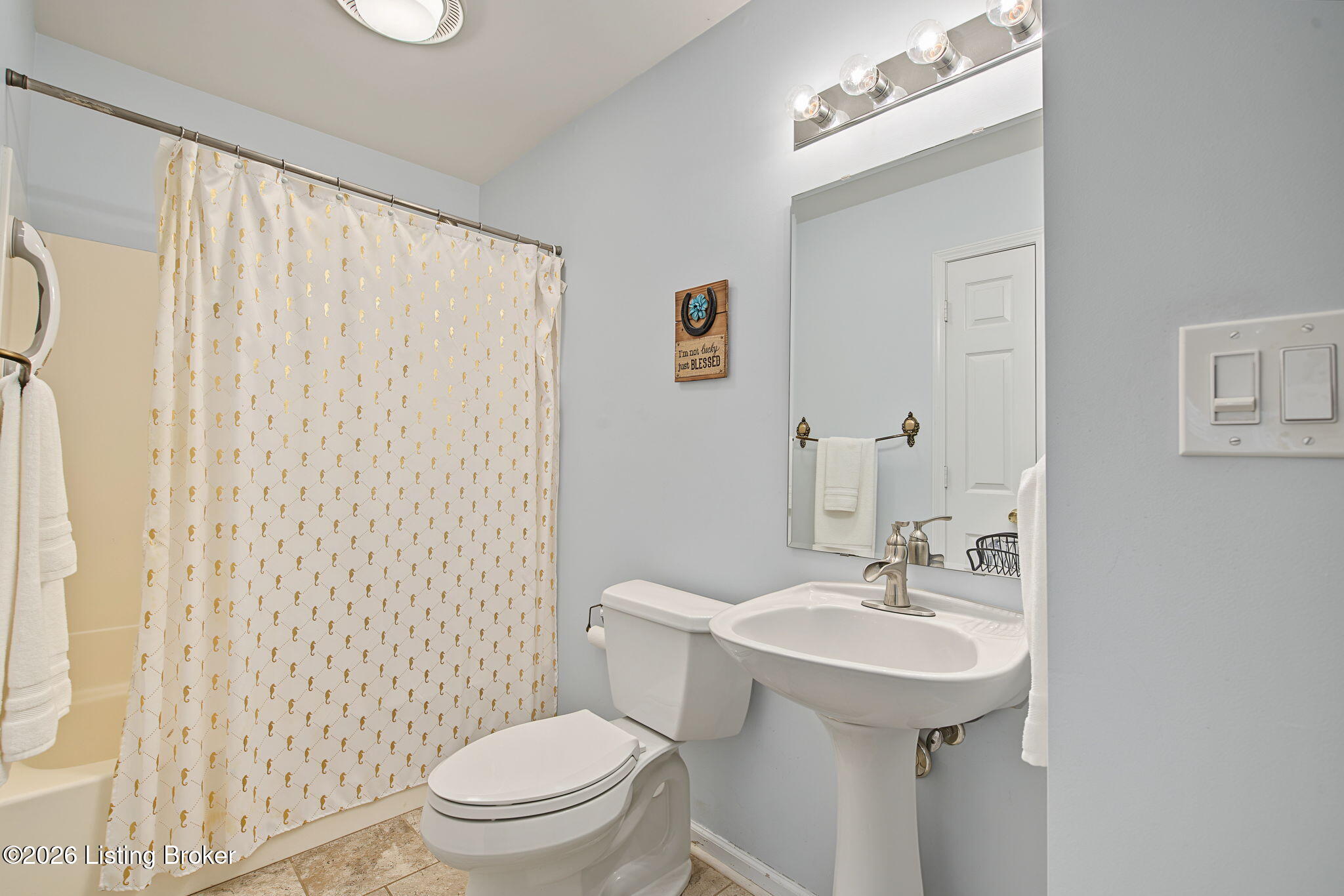 2403 Eastbridge Ct Property Photo 19