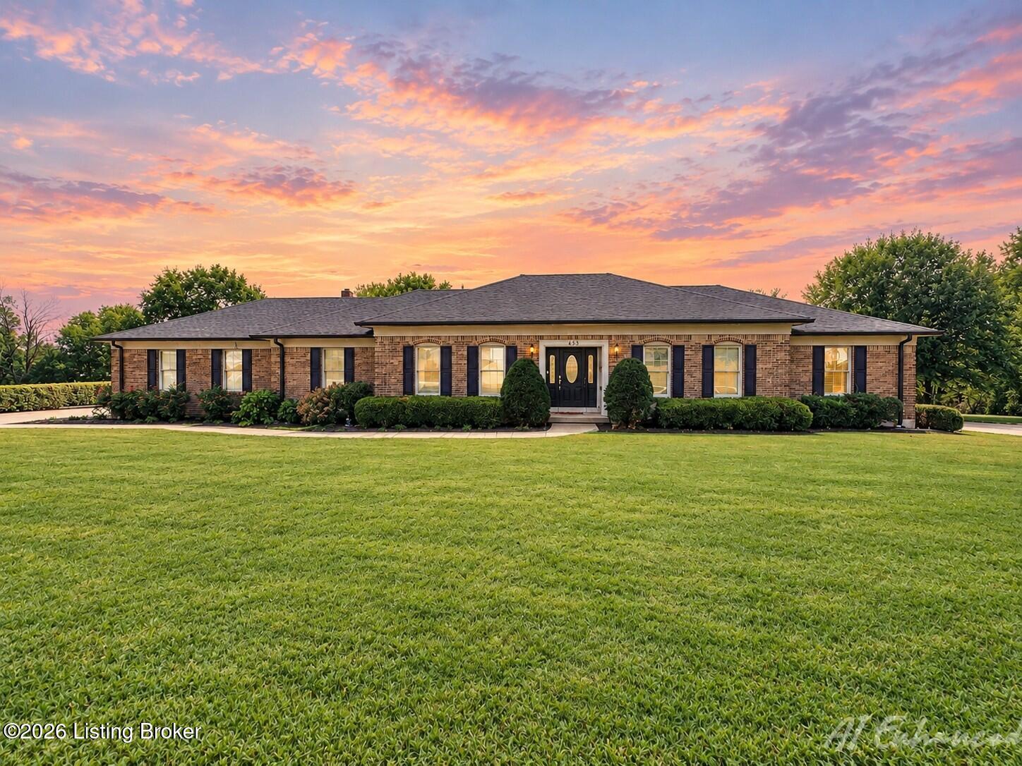 135 Brookside Dr Property Photo 1