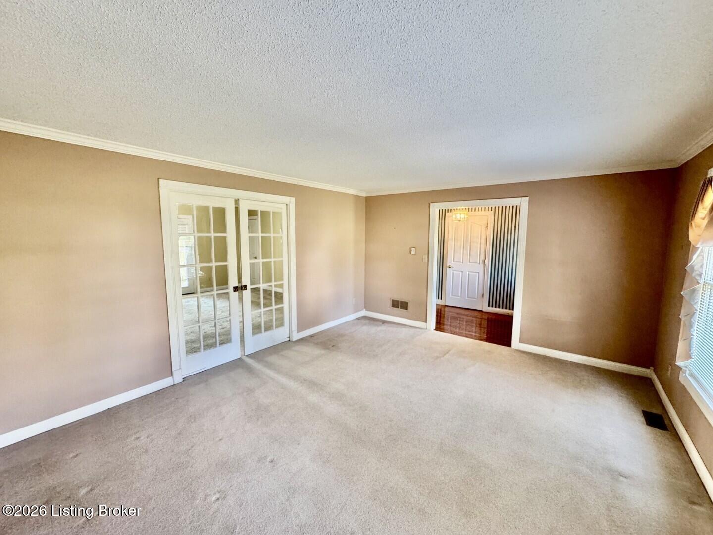 135 Brookside Dr Property Photo 4