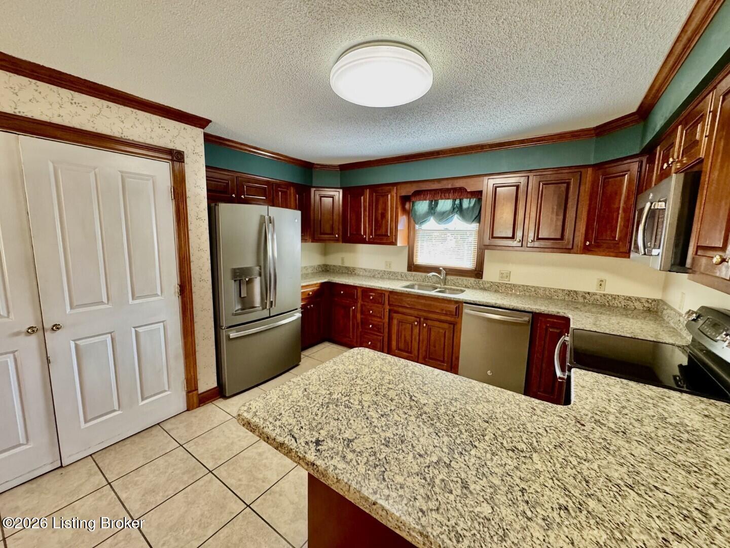 135 Brookside Dr Property Photo 13