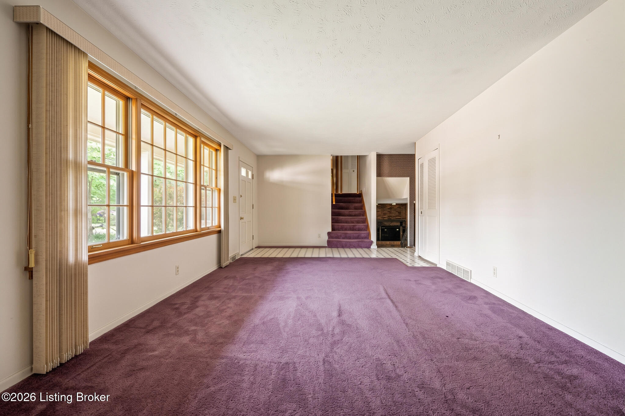 3329 Frontier Trail Property Photo 3