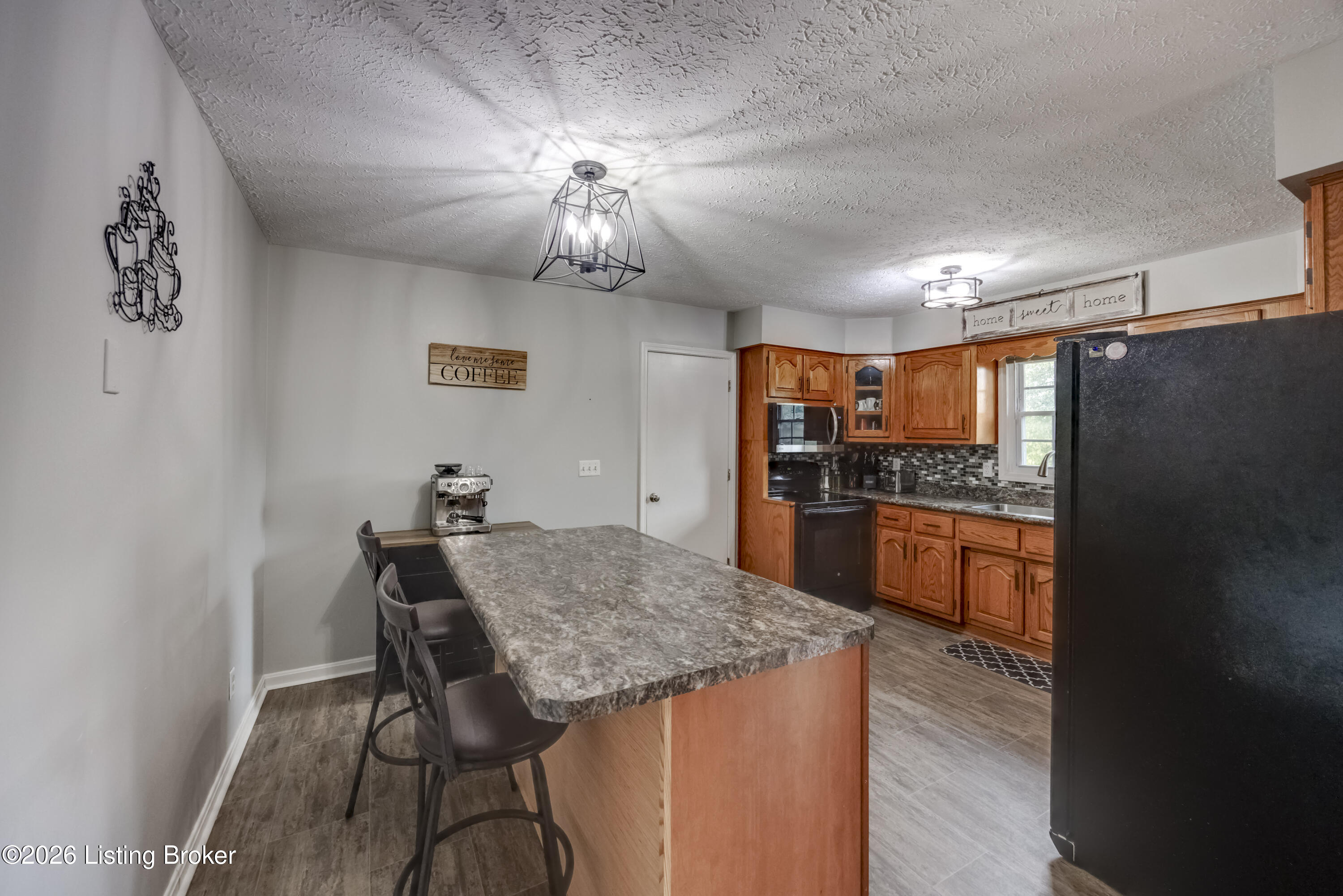 104 Olde Towne Dr Property Photo 13