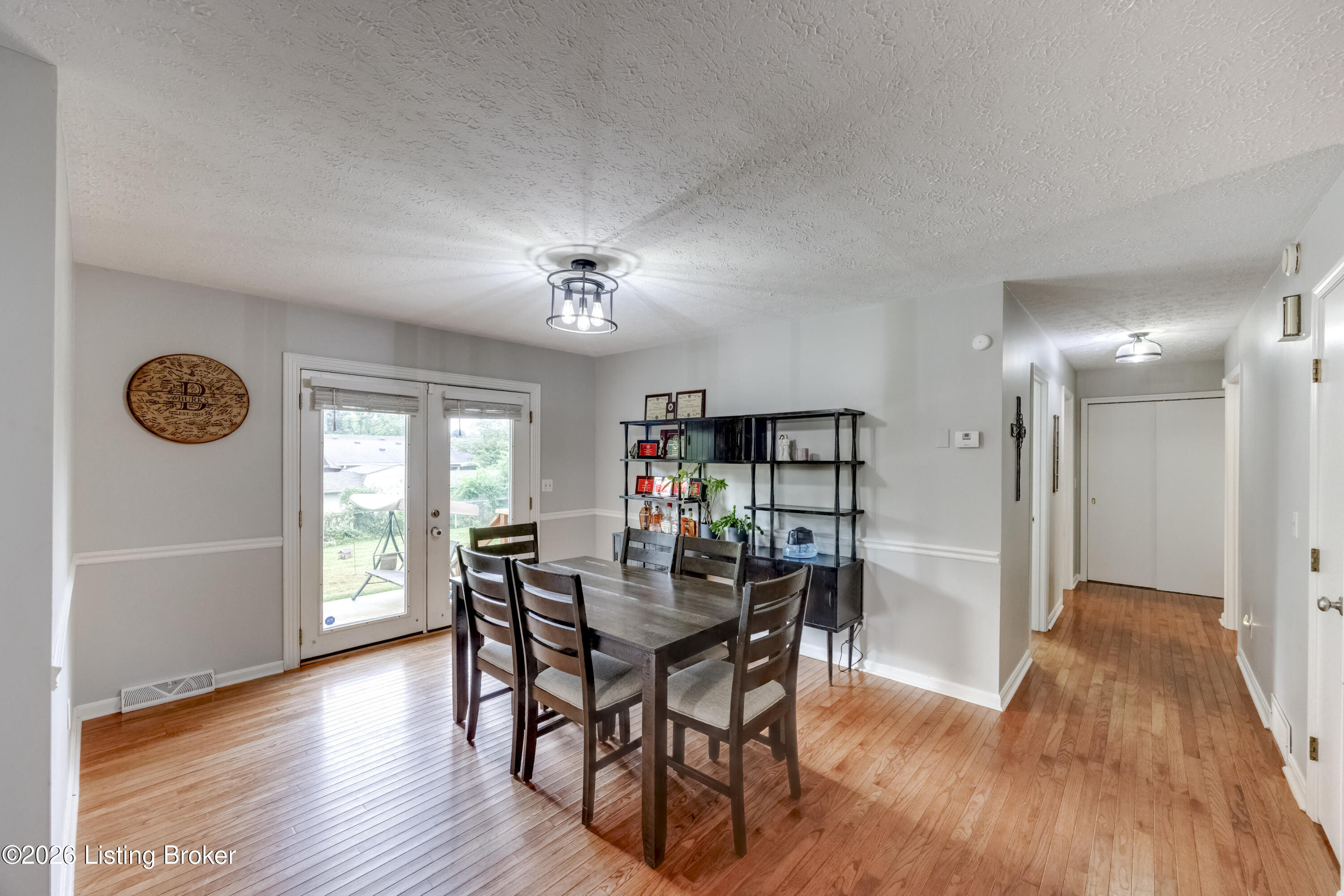 104 Olde Towne Dr Property Photo 16