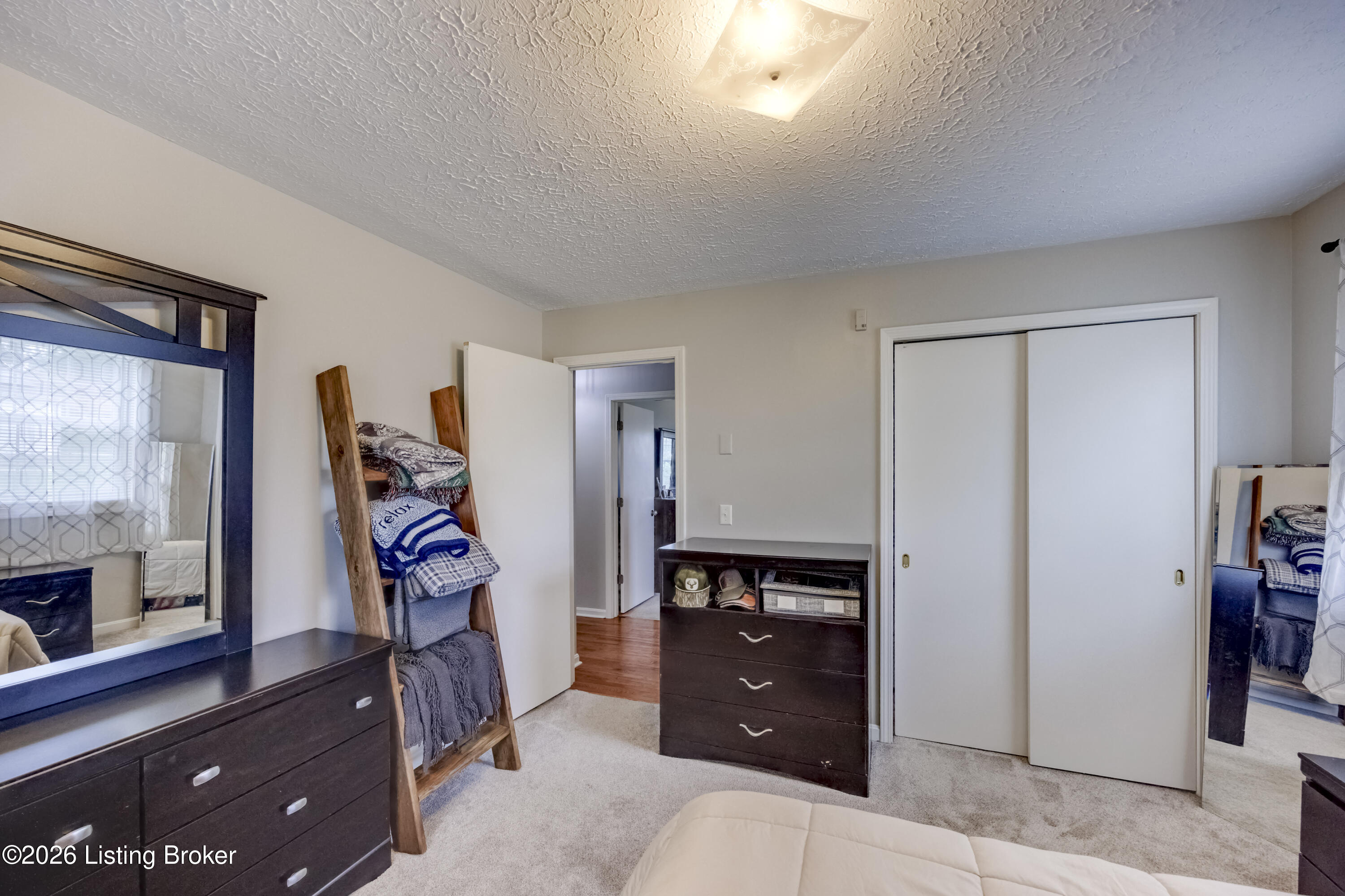 104 Olde Towne Dr Property Photo 32