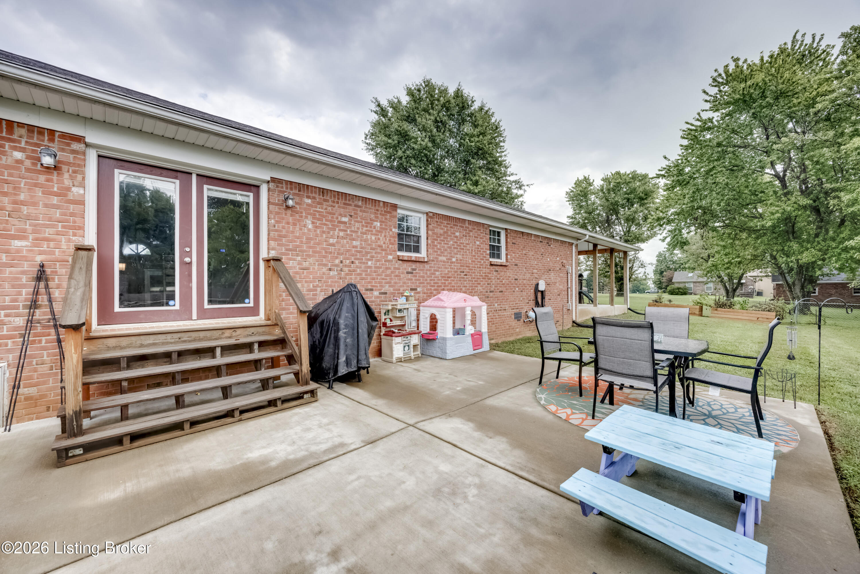 104 Olde Towne Dr Property Photo 41