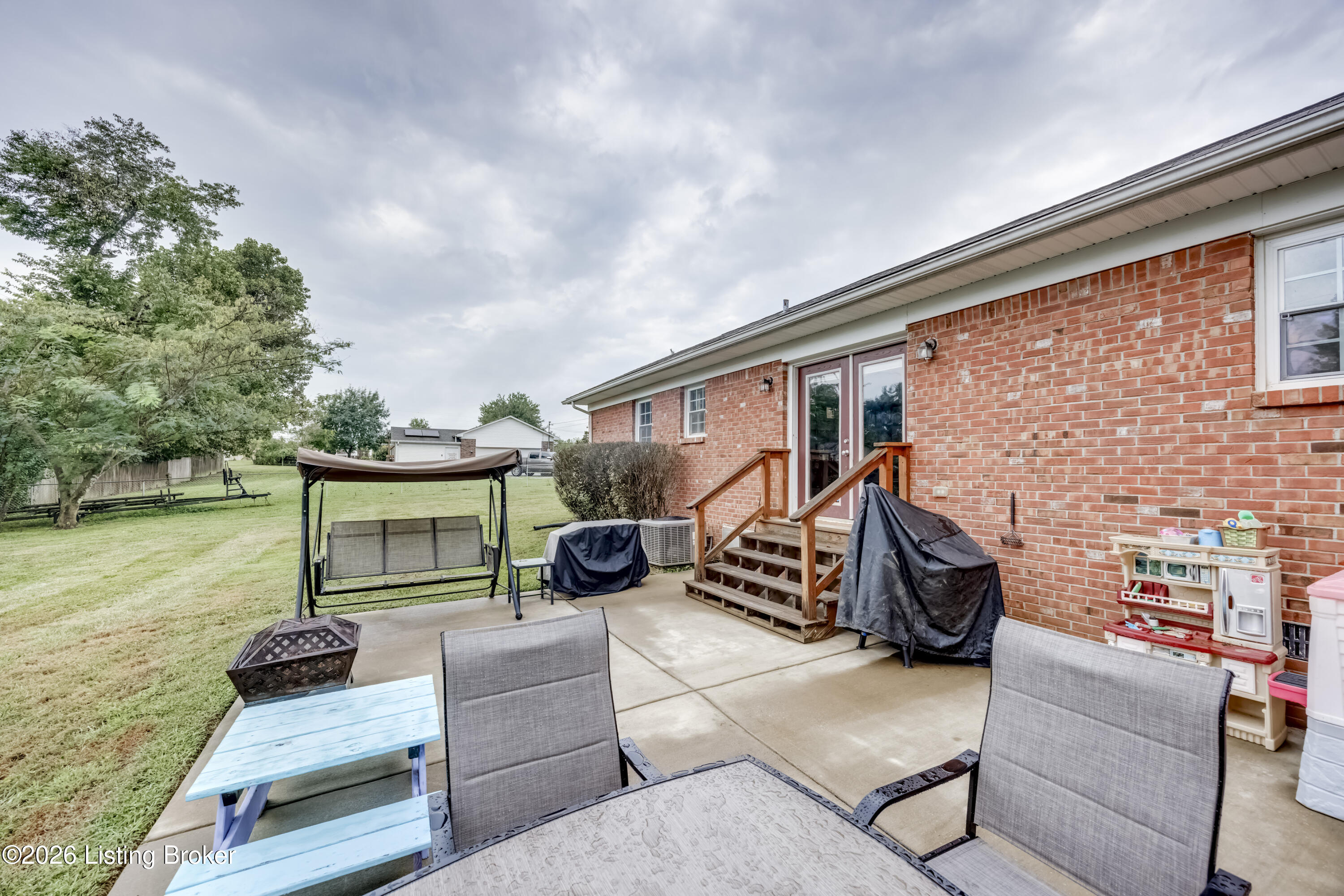 104 Olde Towne Dr Property Photo 47
