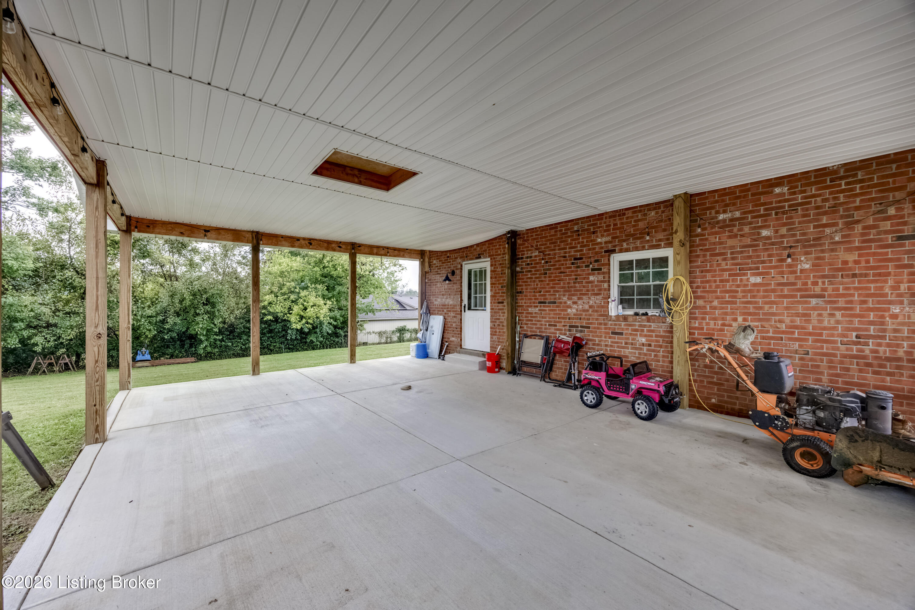 104 Olde Towne Dr Property Photo 53