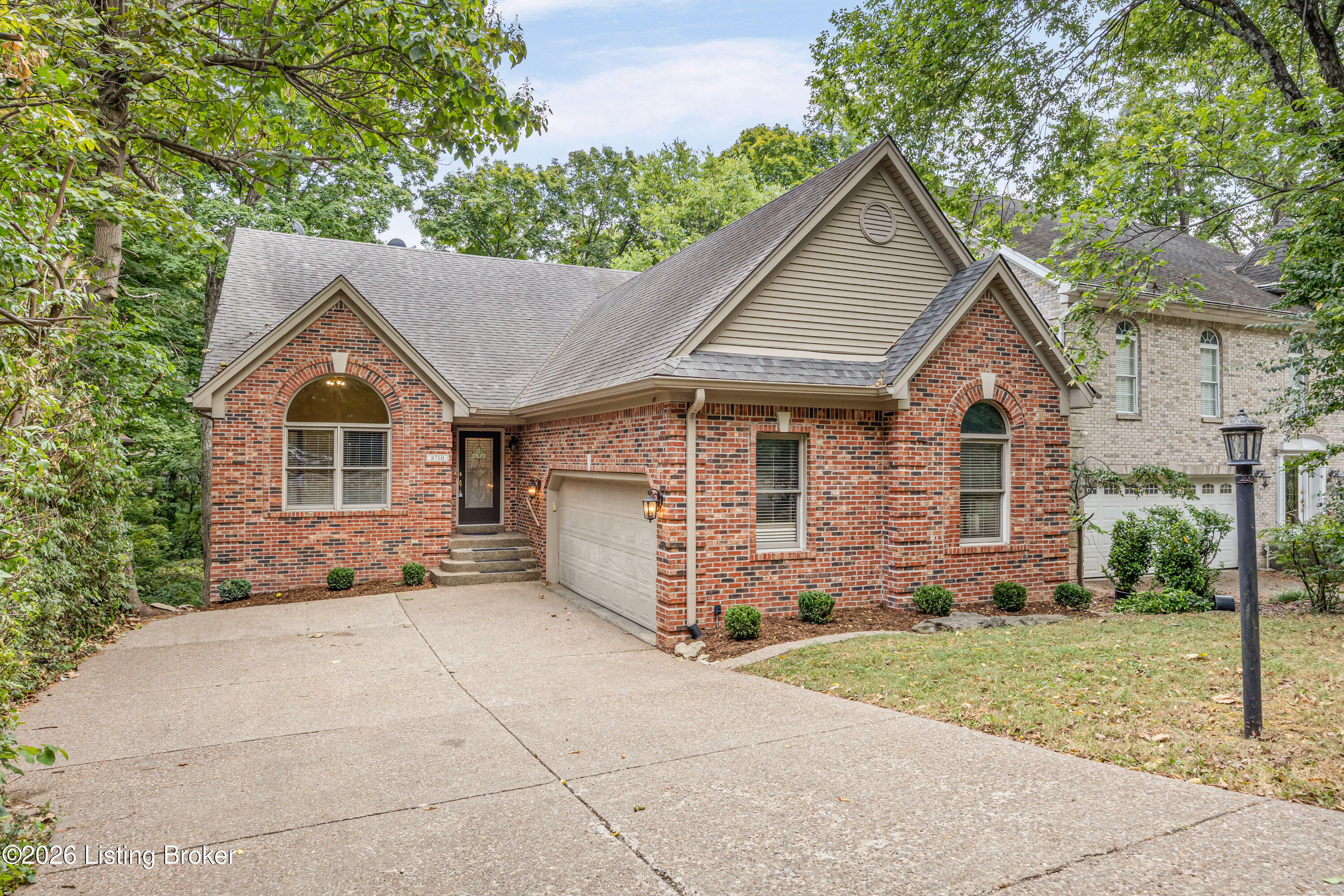 8710 Wooded Trail Ct Property Photo 1