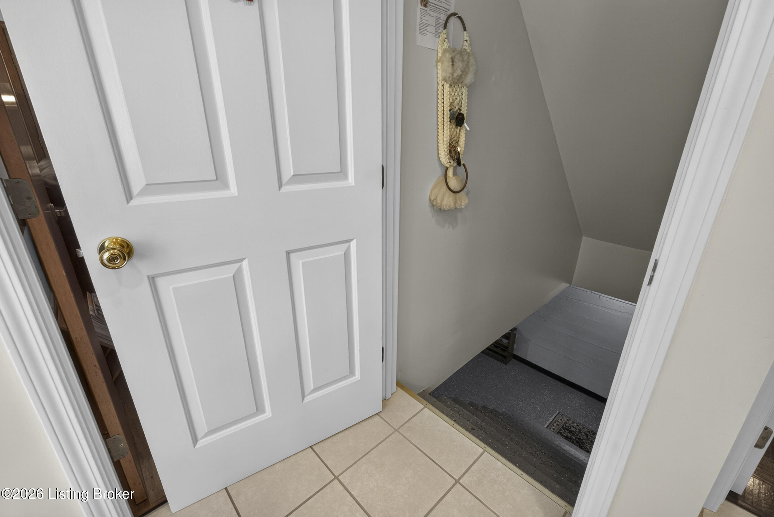 714 Elsmere Cir Property Photo 41