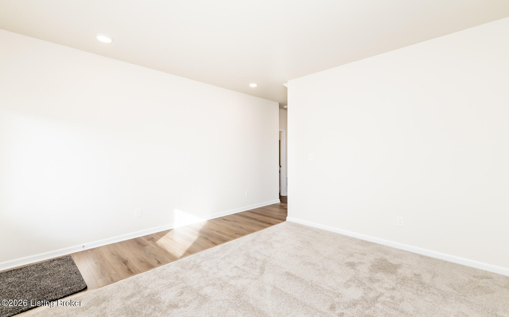 16937 Aiken Ridge Cir Property Photo 8