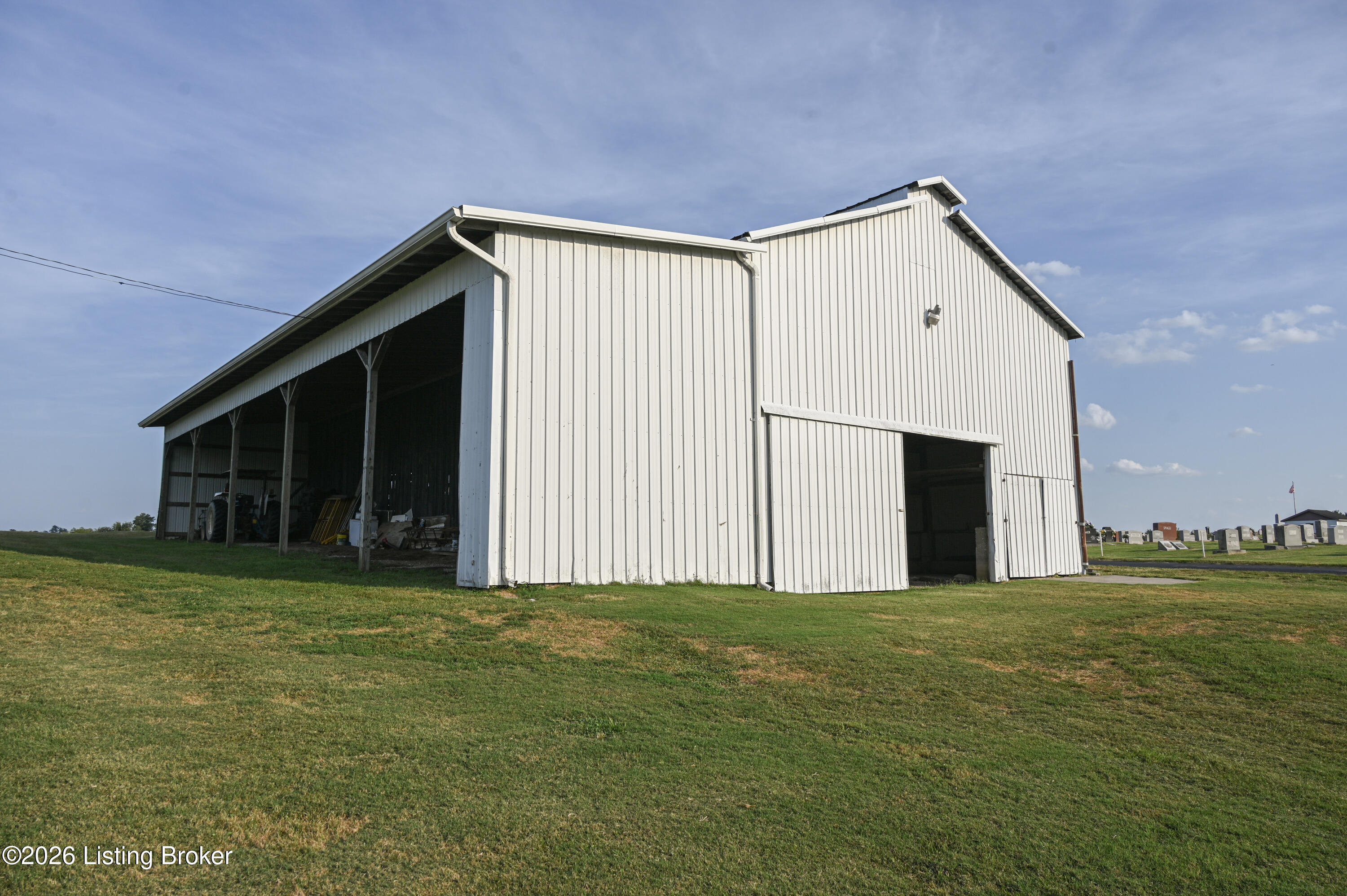 2836 Lawrenceburg Rd Property Photo 5
