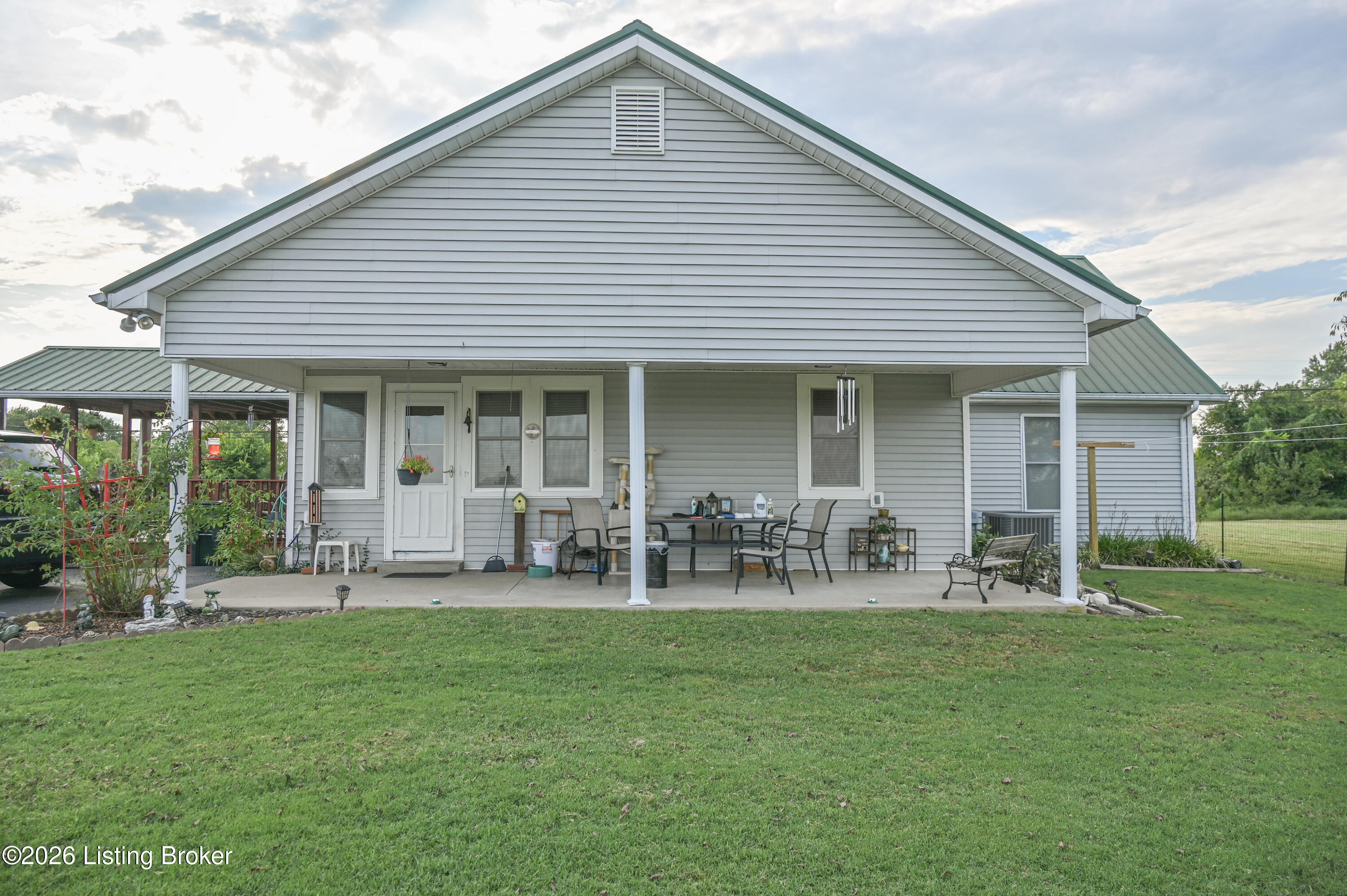 2836 Lawrenceburg Rd Property Photo 45