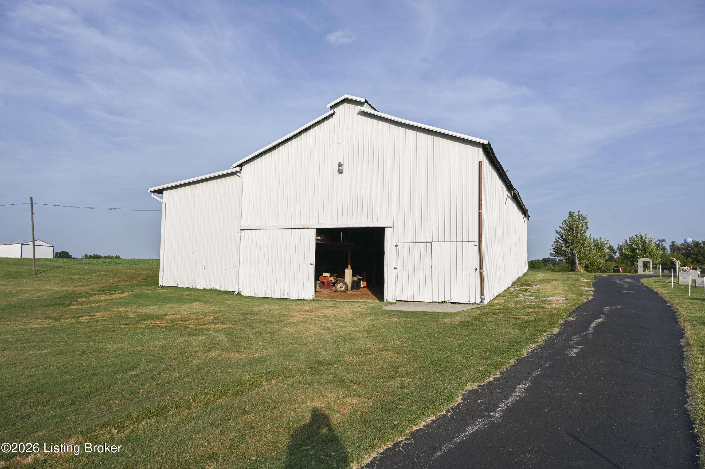 2836 Lawrenceburg Rd Property Photo 53