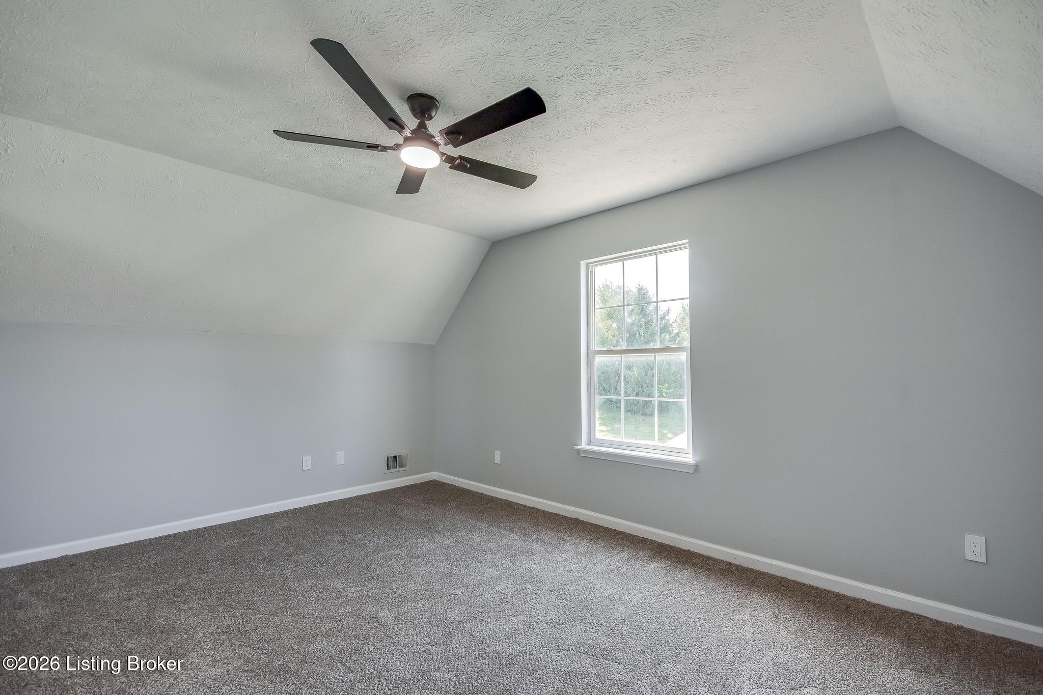 9727 Brooks Bend Rd Property Photo 34