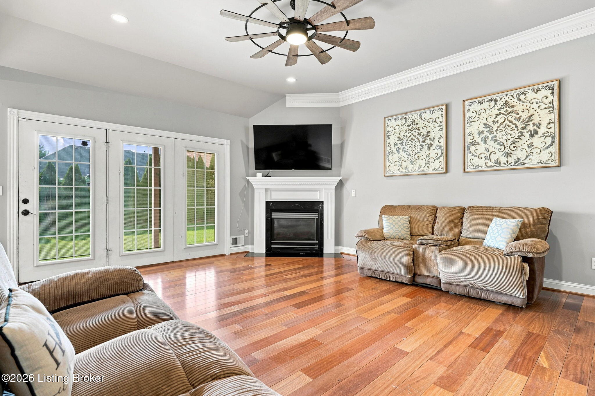 219 Blackberry Cir Property Photo 6