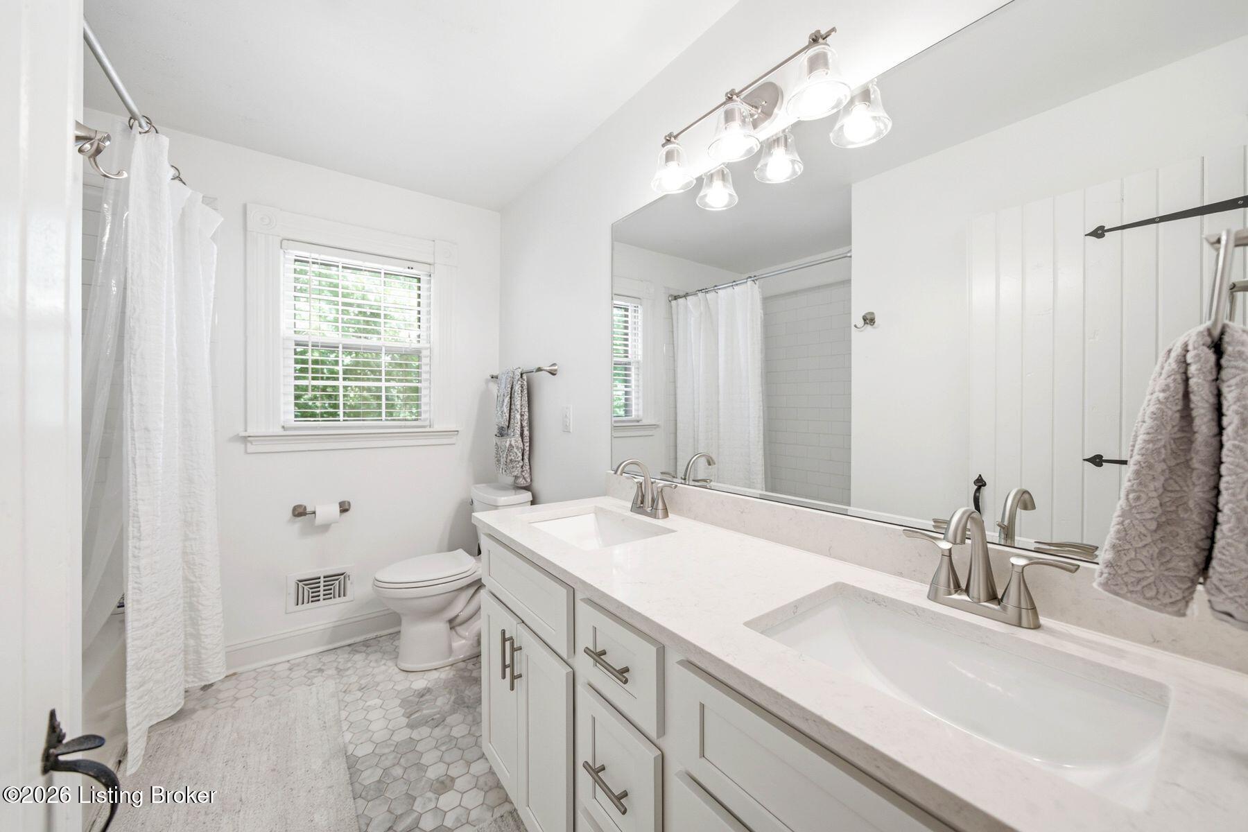 2400 Anchor Way Property Photo 43