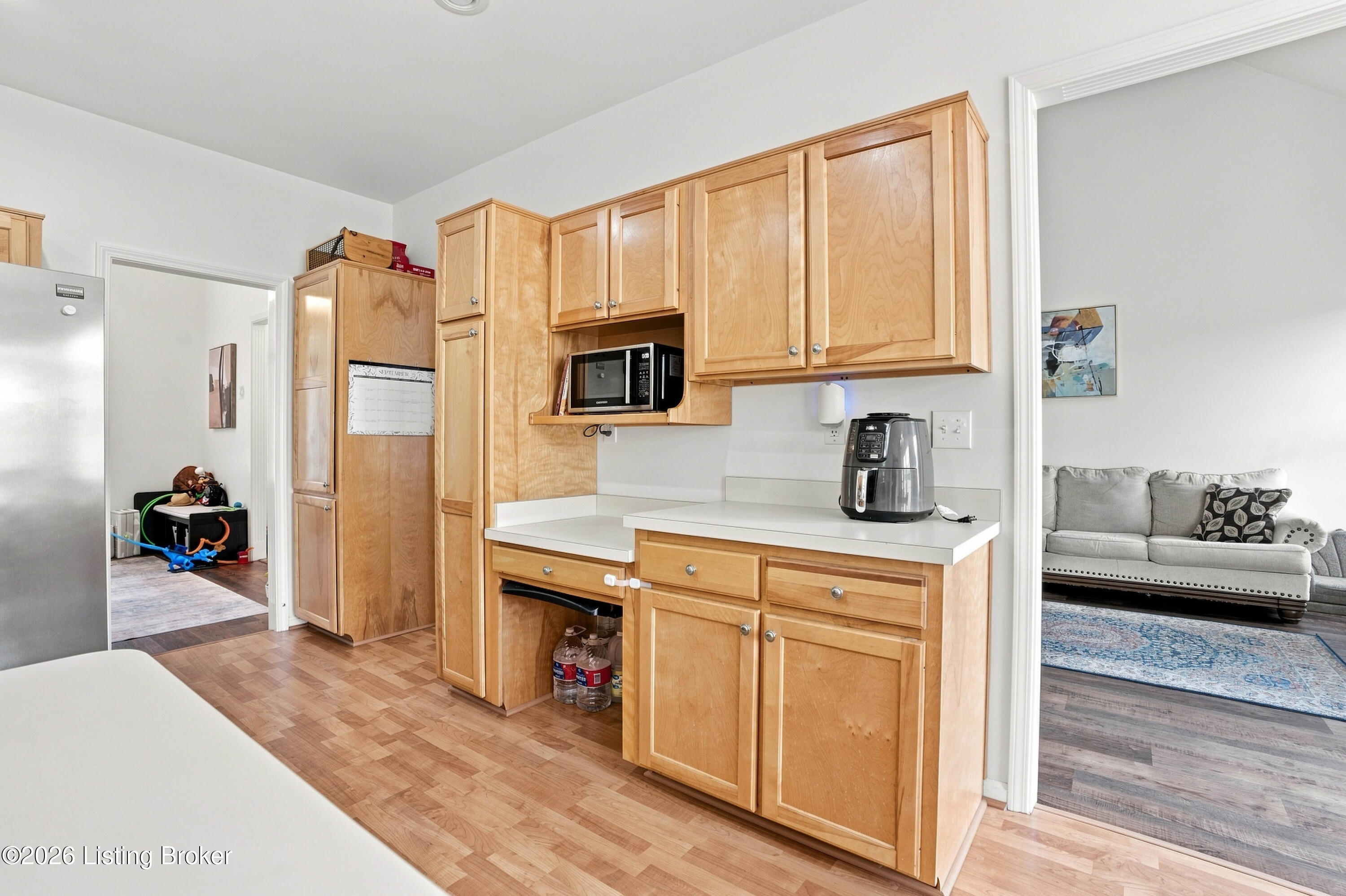 2101 Charleston Way Property Photo 17