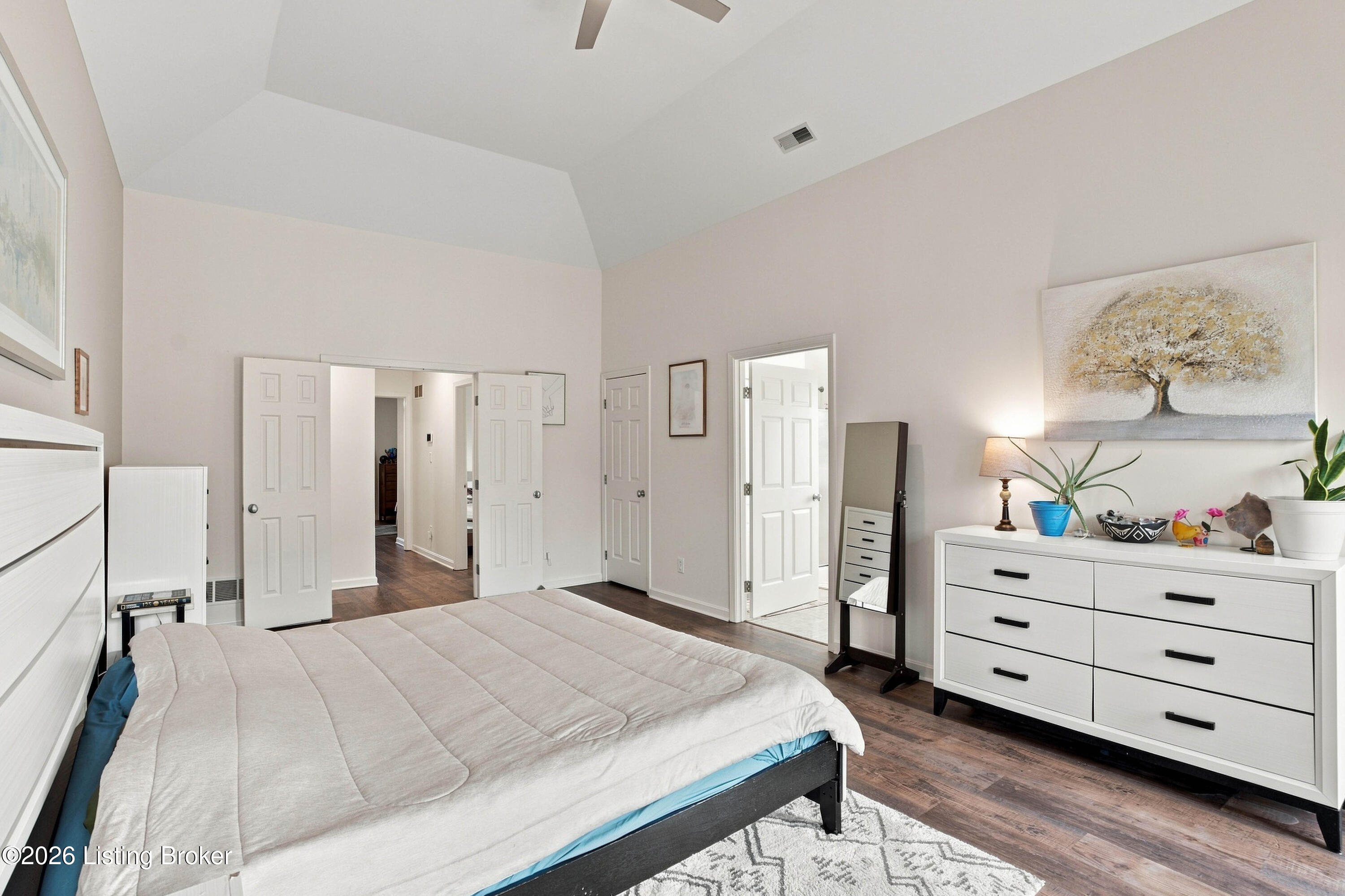 2101 Charleston Way Property Photo 21
