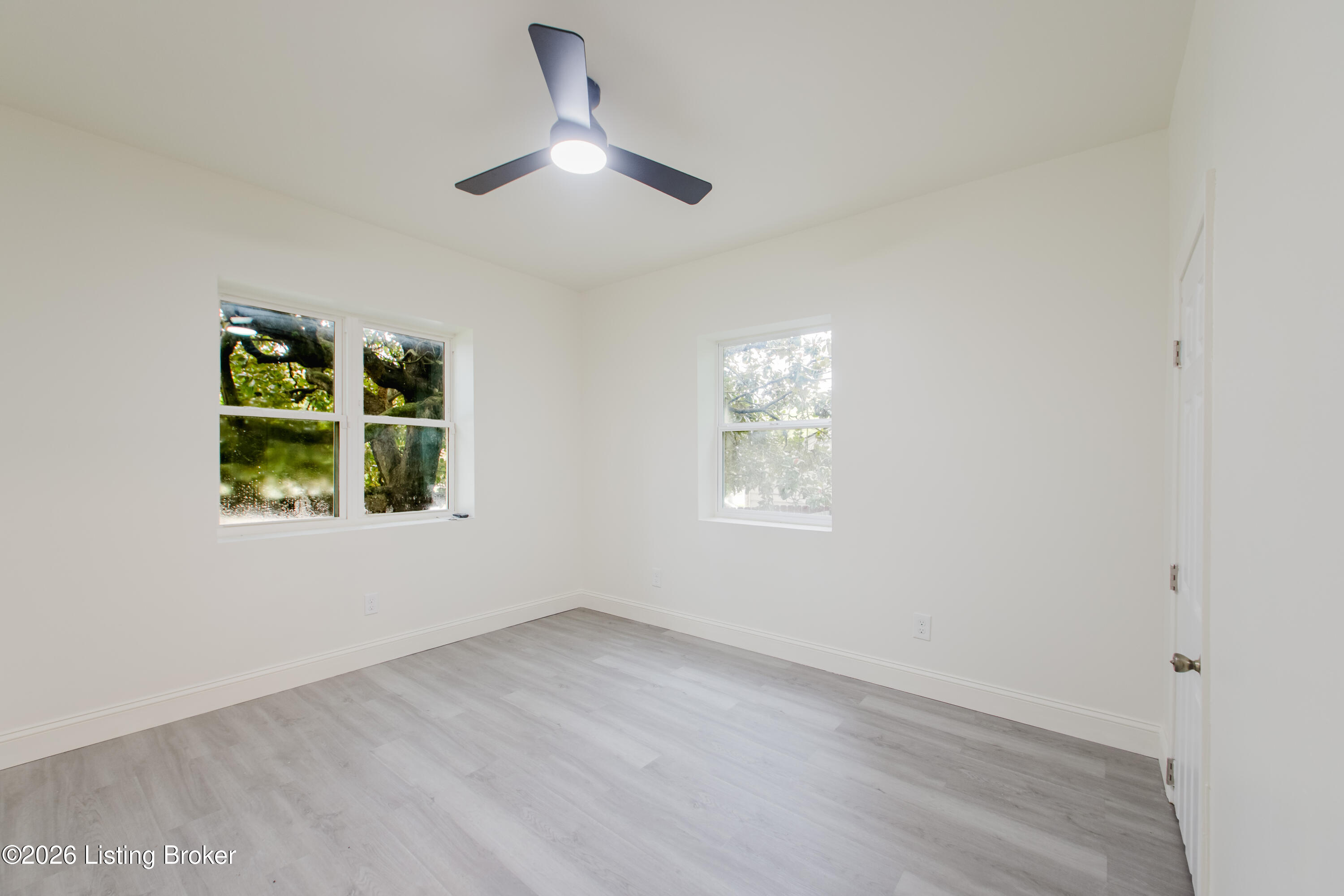 5319 New Cut Rd Property Photo 12